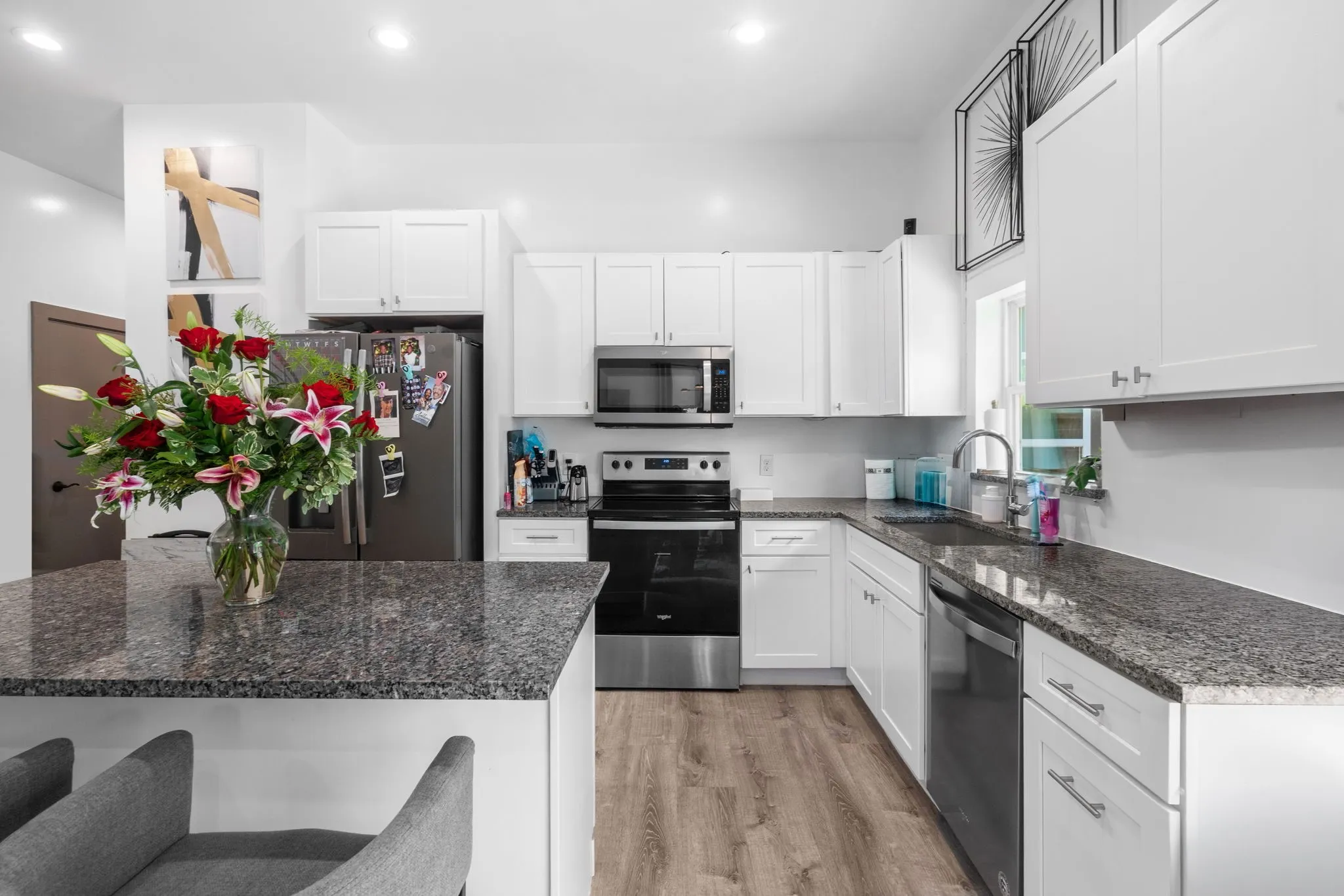 Single Family Residence For Sale in Dallas County , 3904 Atlanta Street, Dallas, Texas 75215, 3 Bedrooms, 3 Bathrooms, 2 Garage spaces, 1,904 Sqft, built in 2021, Price $295,000, mls#21269859, Real Estate Agent in Dallas, Homes For Sale in Dallas county, Homes For Sale in Dallas, Realtor in Dallas Texas, Real Estate Brokerage Independent Realty Texas, Luminita Cordes Realtor