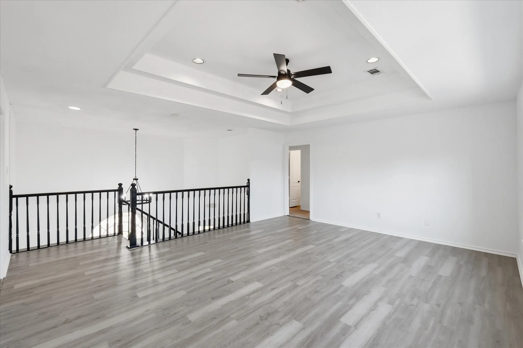Single Family Residence For Sale in Collin County , 1904 Brabant Drive, Plano, Texas 75025, 5 Bedroom, 4 Bathroom, 2 Garage spaces, 3,370 Sqft, built in 1988, mls#21268239, Real Estate Agent in Plano, Homes For Sale in Collin county, Homes For Sale in Plano, Realtor in Plano Texas, Real Estate Brokerage Independent Realty Texas, Luminita Cordes Realtor