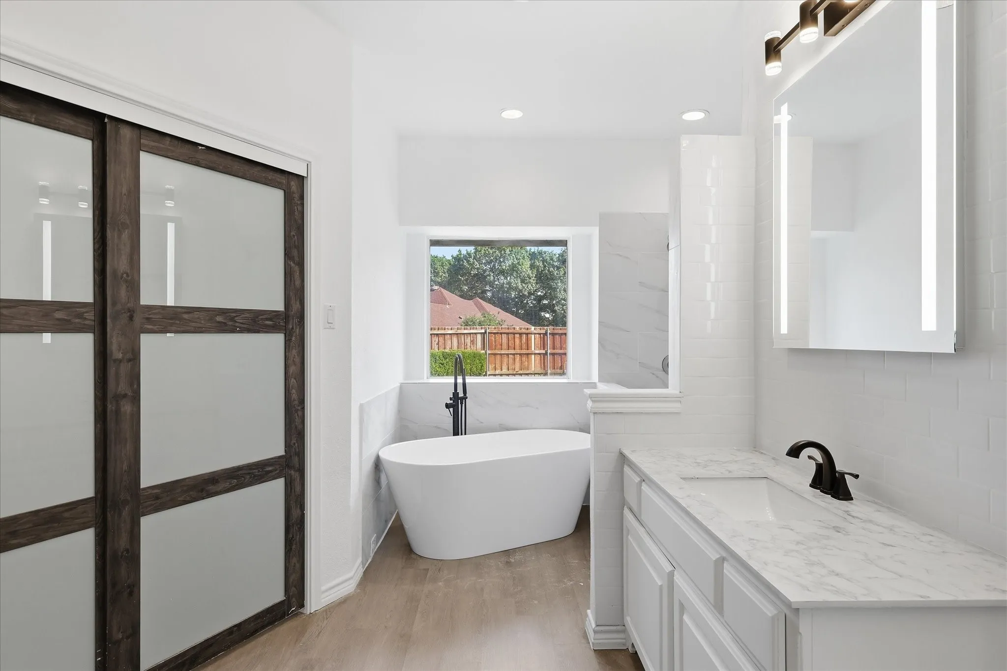 Single Family Residence For Sale in Collin County , 1904 Brabant Drive, Plano, Texas 75025, 5 Bedroom, 4 Bathroom, 2 Garage spaces, 3,370 Sqft, built in 1988, mls#21268239, Real Estate Agent in Plano, Homes For Sale in Collin county, Homes For Sale in Plano, Realtor in Plano Texas, Real Estate Brokerage Independent Realty Texas, Luminita Cordes Realtor