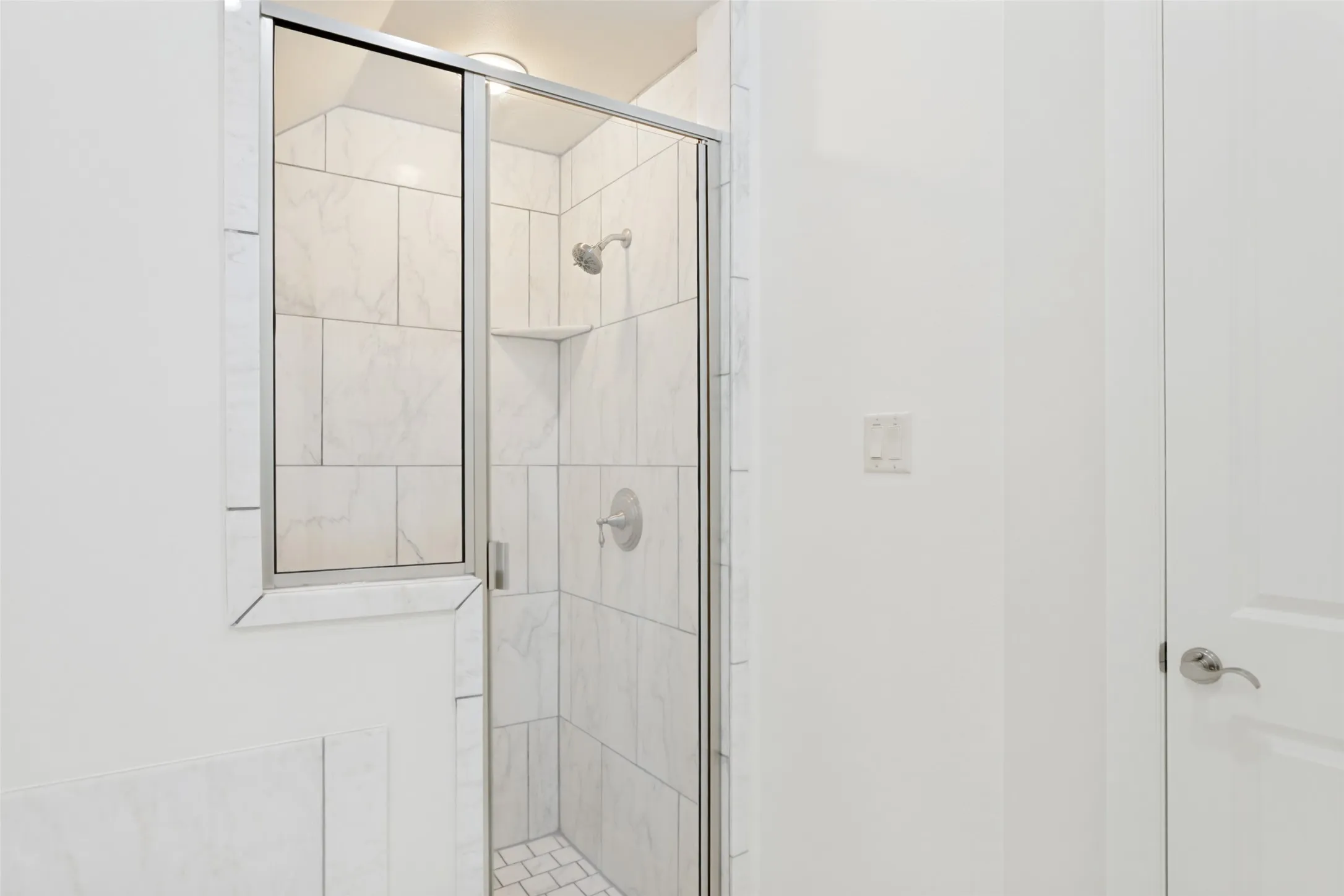 Single Family Residence For Sale in Tarrant County , 5431 El Campo Avenue, Fort Worth, Texas 76107, 4 Bedrooms, 4 Bathrooms, 2 Garage spaces, 2,579 Sqft, built in 2005, Price $670,000, mls#21269872, Real Estate Agent in Fort Worth, Homes For Sale in Tarrant county, Homes For Sale in Fort Worth, Realtor in Fort Worth Texas, Real Estate Brokerage Independent Realty Texas, Luminita Cordes Realtor