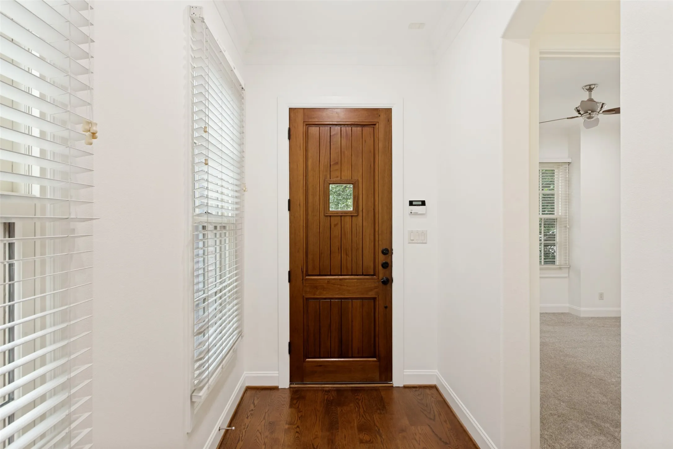 Single Family Residence For Sale in Tarrant County , 5431 El Campo Avenue, Fort Worth, Texas 76107, 4 Bedrooms, 4 Bathrooms, 2 Garage spaces, 2,579 Sqft, built in 2005, Price $670,000, mls#21269872, Real Estate Agent in Fort Worth, Homes For Sale in Tarrant county, Homes For Sale in Fort Worth, Realtor in Fort Worth Texas, Real Estate Brokerage Independent Realty Texas, Luminita Cordes Realtor