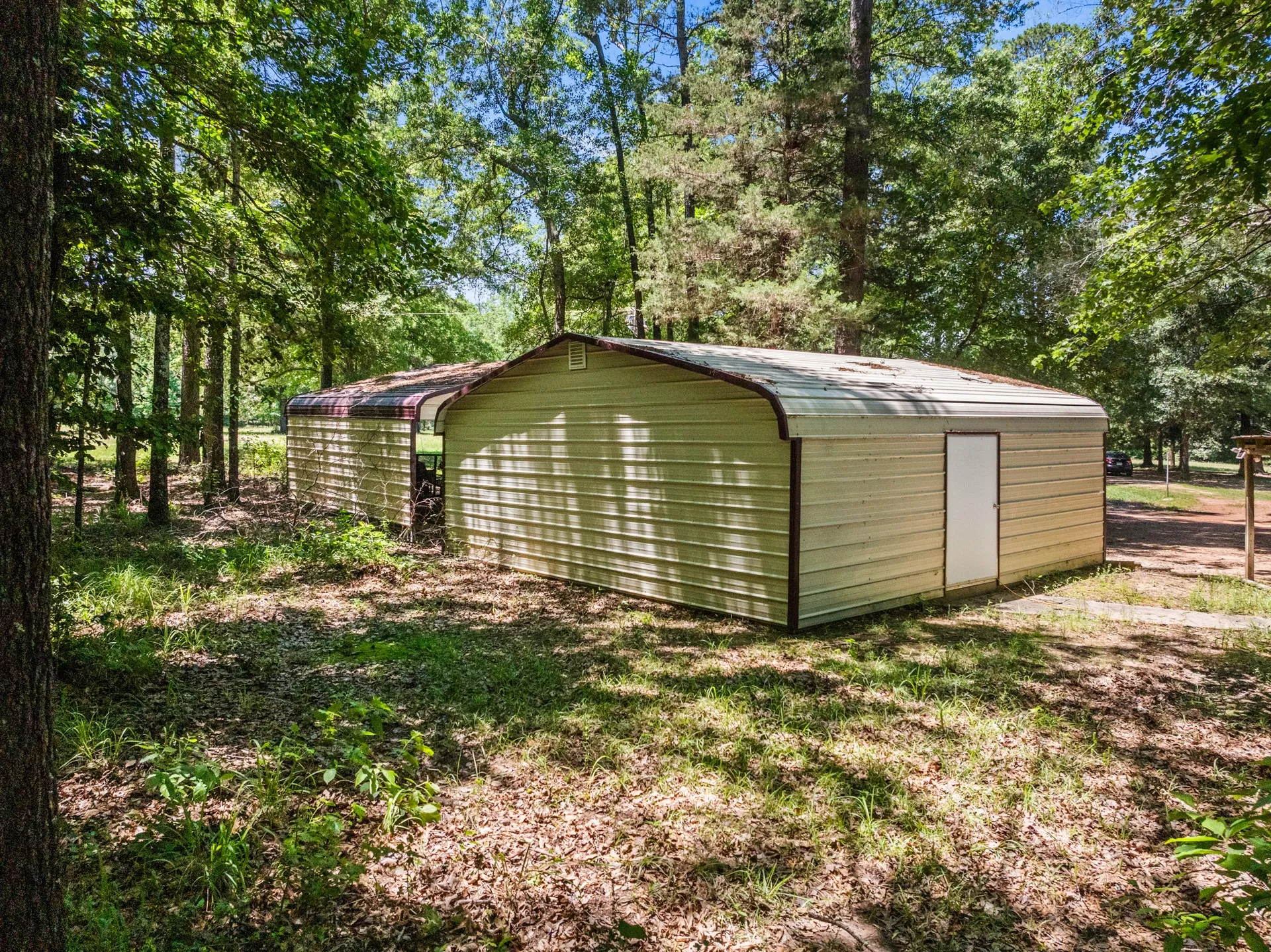 Single Family Residence For Sale in Cass County , 4469 County Road 1579, Avinger, Texas 75630, 3 Bedrooms, 2 Bathrooms, Garage spaces, 1,536 Sqft, built in 1993, Price $655,000, mls#21269948, Real Estate Agent in Avinger, Homes For Sale in Cass county, Homes For Sale in Avinger, Realtor in Avinger Texas, Real Estate Brokerage Independent Realty Texas, Luminita Cordes Realtor