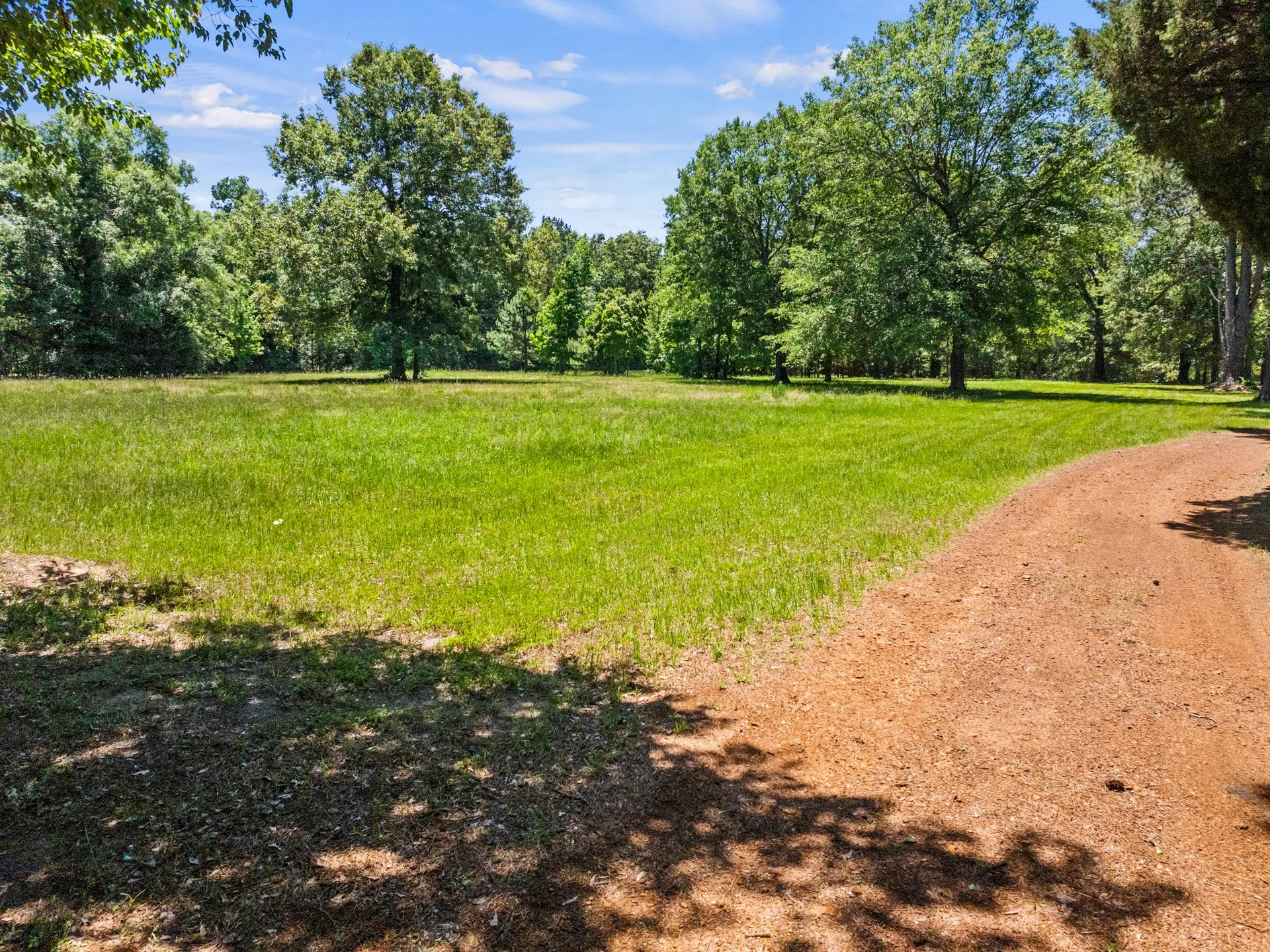 Single Family Residence For Sale in Cass County , 4469 County Road 1579, Avinger, Texas 75630, 3 Bedrooms, 2 Bathrooms, Garage spaces, 1,536 Sqft, built in 1993, Price $655,000, mls#21269948, Real Estate Agent in Avinger, Homes For Sale in Cass county, Homes For Sale in Avinger, Realtor in Avinger Texas, Real Estate Brokerage Independent Realty Texas, Luminita Cordes Realtor