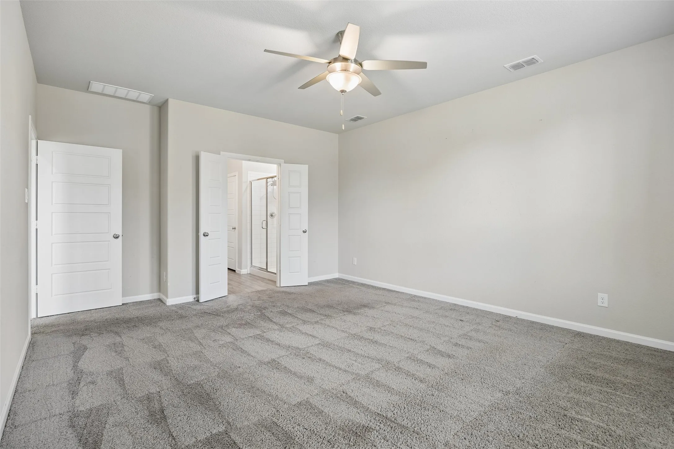 Single Family Residence For Sale in Ellis County , 4306 Lombardy Drive, Venus, Texas 76084, 5 Bedroom, 3 Bathroom, 2 Garage spaces, 2,891 Sqft, built in 2021, mls#21269972, Real Estate Agent in Venus, Homes For Sale in Ellis county, Homes For Sale in Venus, Realtor in Venus Texas, Real Estate Brokerage Independent Realty Texas, Luminita Cordes Realtor