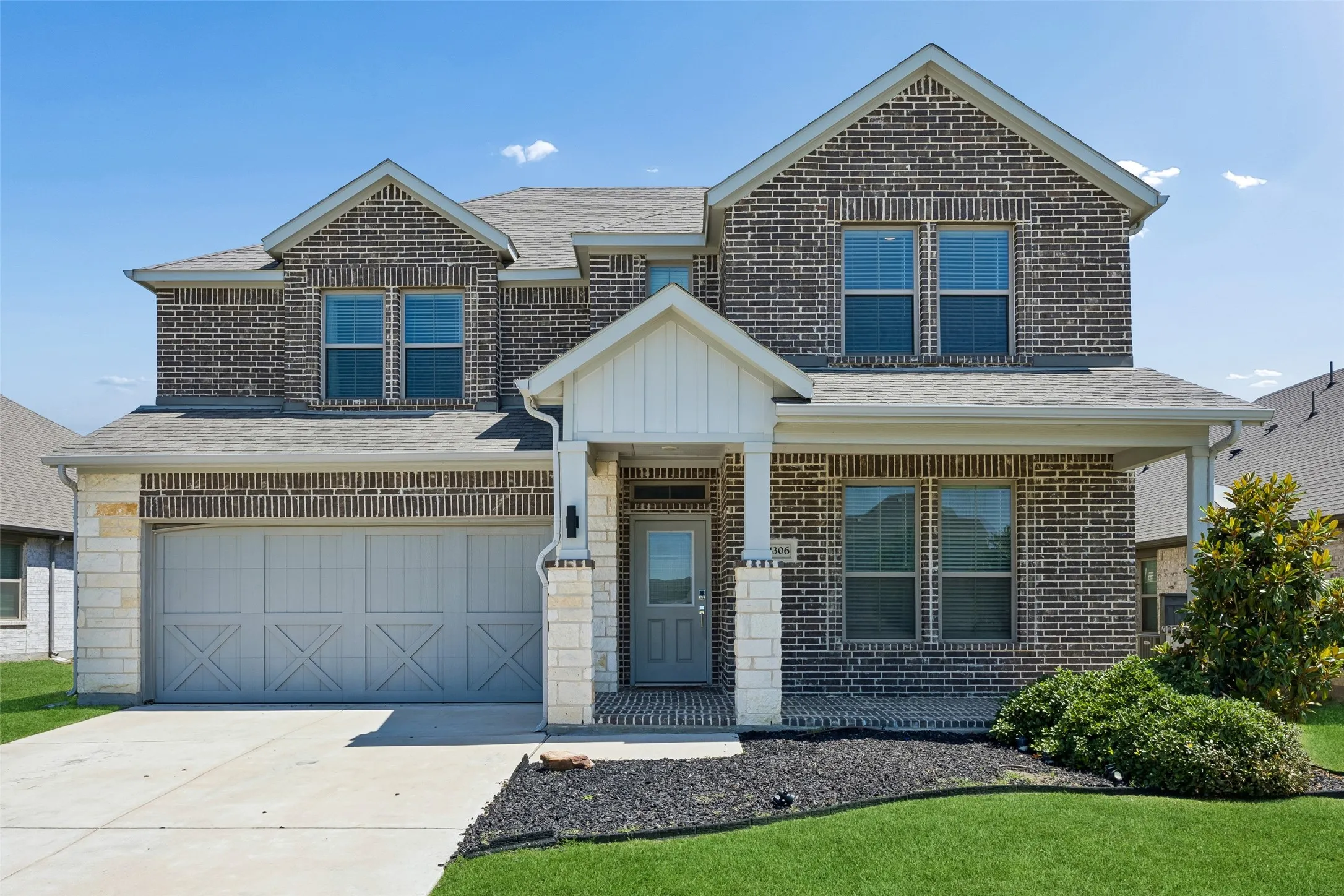 Single Family Residence For Sale in Ellis County , 4306 Lombardy Drive, Venus, Texas 76084, 5 Bedroom, 3 Bathroom, 2 Garage spaces, 2,891 Sqft, built in 2021, mls#21269972, Real Estate Agent in Venus, Homes For Sale in Ellis county, Homes For Sale in Venus, Realtor in Venus Texas, Real Estate Brokerage Independent Realty Texas, Luminita Cordes Realtor