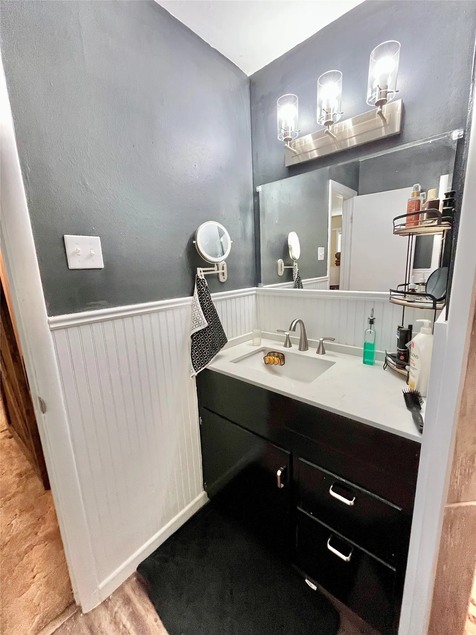 Single Family Residence For Sale in Hamilton County , 601 Navajo Trail, Hamilton, Texas 76531, 3 Bedroom, 2 Bathroom, Garage spaces, 1,636 Sqft, built in 1966, mls#21269849, Real Estate Agent in Hamilton, Homes For Sale in Hamilton county, Homes For Sale in Hamilton, Realtor in Hamilton Texas, Real Estate Brokerage Independent Realty Texas, Luminita Cordes Realtor