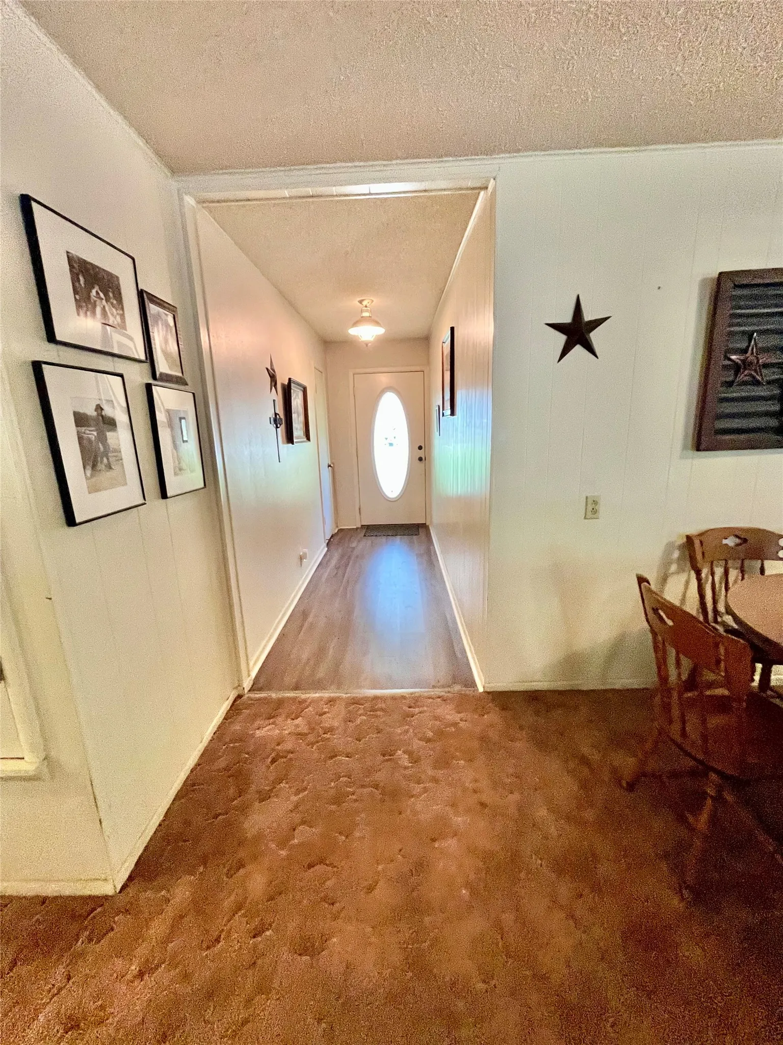Single Family Residence For Sale in Hamilton County , 601 Navajo Trail, Hamilton, Texas 76531, 3 Bedroom, 2 Bathroom, Garage spaces, 1,636 Sqft, built in 1966, mls#21269849, Real Estate Agent in Hamilton, Homes For Sale in Hamilton county, Homes For Sale in Hamilton, Realtor in Hamilton Texas, Real Estate Brokerage Independent Realty Texas, Luminita Cordes Realtor
