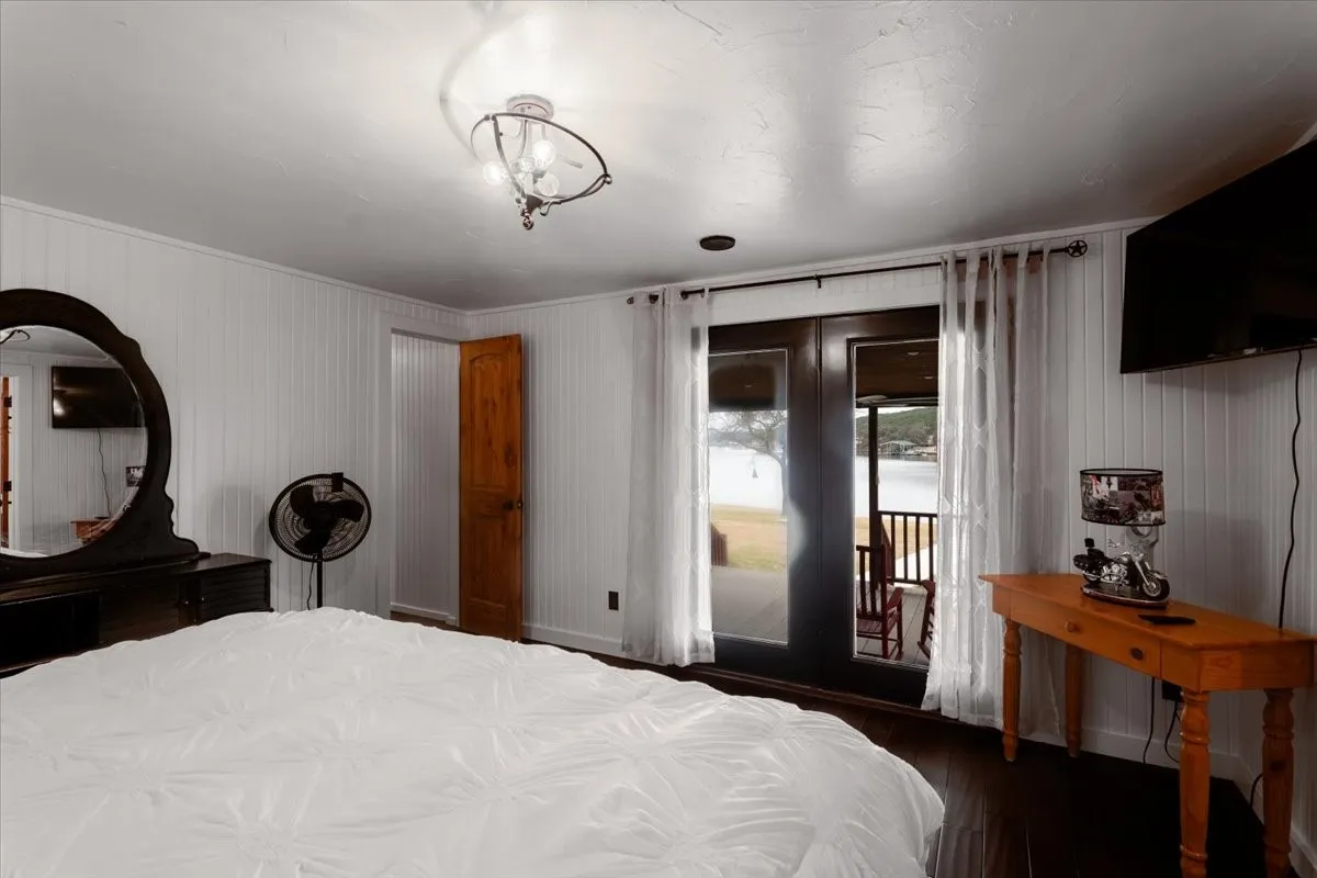 Single Family Residence For Sale in Palo Pinto County , 4551 FM 1148, Possum Kingdom Lake, Texas 76450, 3 Bedrooms, 2 Bathrooms, Garage spaces, 2,194 Sqft, built in 1986, Price $799,000, mls#21269990, Real Estate Agent in Possum Kingdom Lake, Homes For Sale in Palo Pinto county, Homes For Sale in Possum Kingdom Lake, Realtor in Possum Kingdom Lake Texas, Real Estate Brokerage Independent Realty Texas, Luminita Cordes Realtor