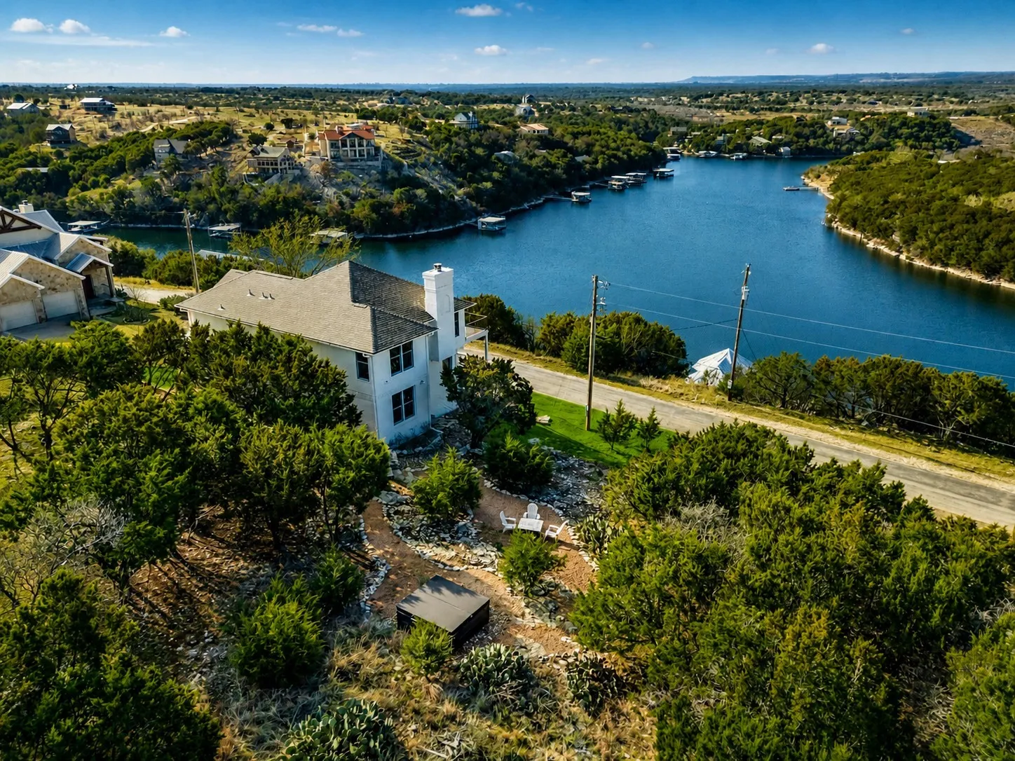 Single Family Residence For Sale in Palo Pinto County , 150 Bel Air Loop A, Graford, Texas 76449, 3 Bedroom, 3 Bathroom, 2 Garage spaces, 2,315 Sqft, built in 1997, mls#21269123, Real Estate Agent in Graford, Homes For Sale in Palo Pinto county, Homes For Sale in Graford, Realtor in Graford Texas, Real Estate Brokerage Independent Realty Texas, Luminita Cordes Realtor