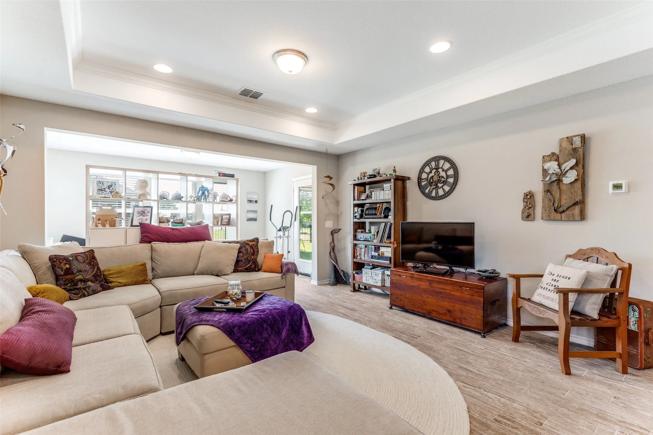 Single Family Residence For Sale in Collin County , 9209 Tranquil Trail, Mc Kinney, Texas 75071, 2 Bedroom, 2 Bathroom, 2 Garage spaces, 1,550 Sqft, built in 2019, mls#21270018, Real Estate Agent in Mc Kinney, Homes For Sale in Collin county, Homes For Sale in Mc Kinney, Realtor in Mc Kinney Texas, Real Estate Brokerage Independent Realty Texas, Luminita Cordes Realtor