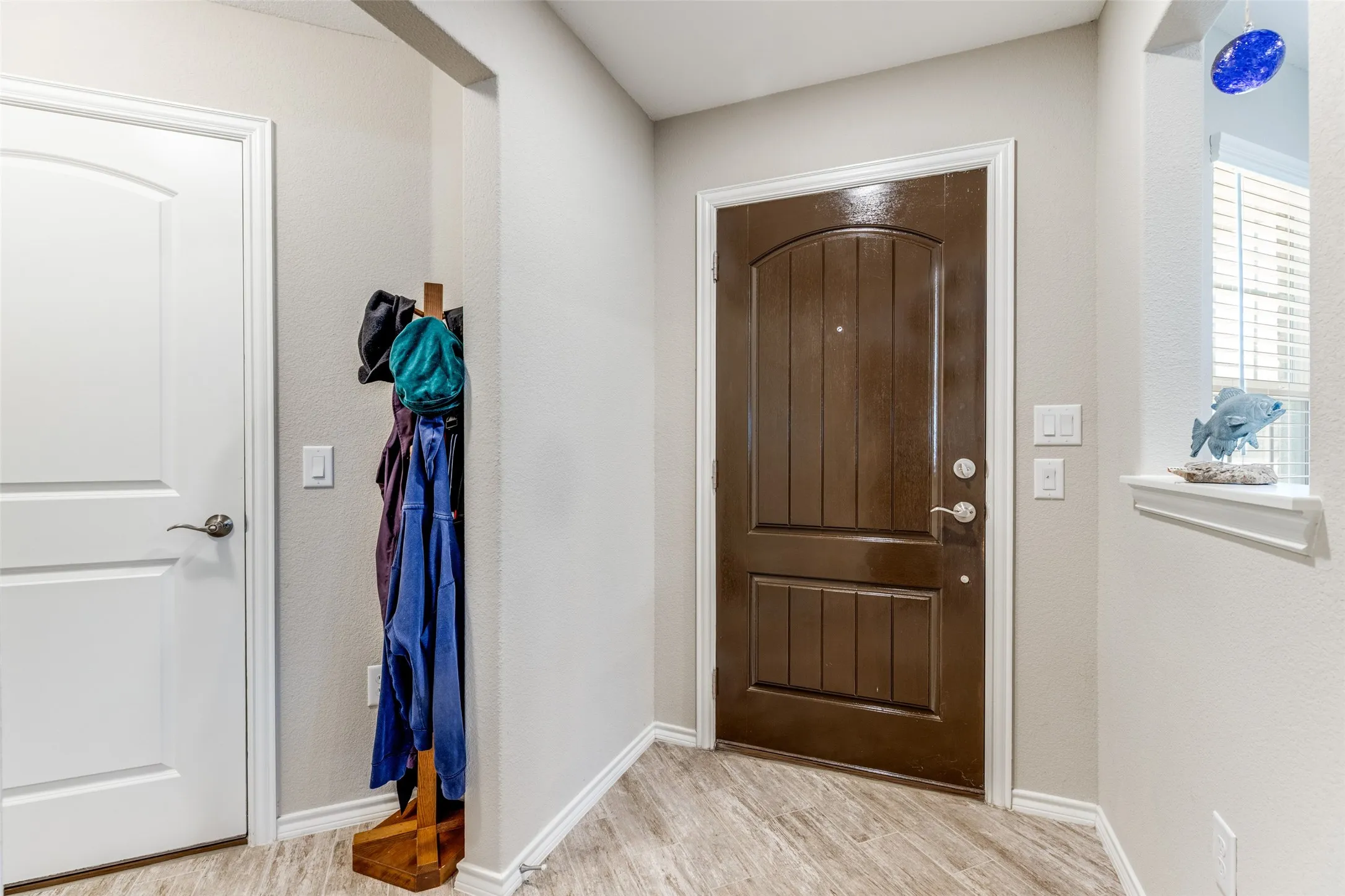 Single Family Residence For Sale in Collin County , 9209 Tranquil Trail, Mc Kinney, Texas 75071, 2 Bedroom, 2 Bathroom, 2 Garage spaces, 1,550 Sqft, built in 2019, mls#21270018, Real Estate Agent in Mc Kinney, Homes For Sale in Collin county, Homes For Sale in Mc Kinney, Realtor in Mc Kinney Texas, Real Estate Brokerage Independent Realty Texas, Luminita Cordes Realtor