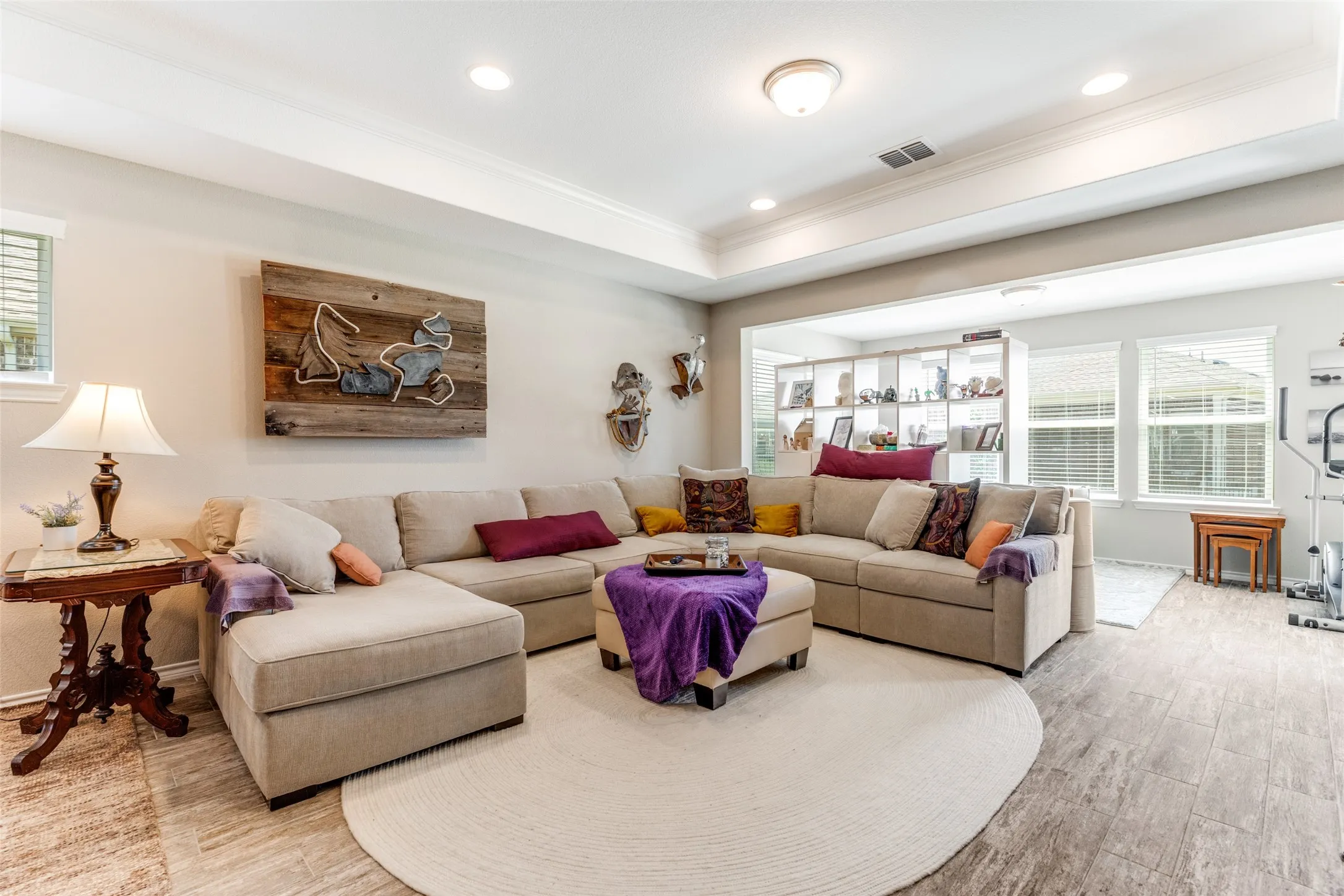 Single Family Residence For Sale in Collin County , 9209 Tranquil Trail, Mc Kinney, Texas 75071, 2 Bedroom, 2 Bathroom, 2 Garage spaces, 1,550 Sqft, built in 2019, mls#21270018, Real Estate Agent in Mc Kinney, Homes For Sale in Collin county, Homes For Sale in Mc Kinney, Realtor in Mc Kinney Texas, Real Estate Brokerage Independent Realty Texas, Luminita Cordes Realtor
