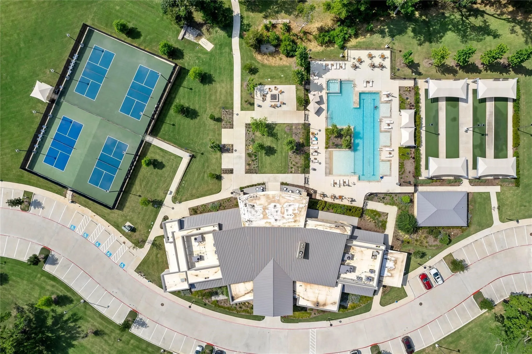 Single Family Residence For Sale in Collin County , 9209 Tranquil Trail, Mc Kinney, Texas 75071, 2 Bedroom, 2 Bathroom, 2 Garage spaces, 1,550 Sqft, built in 2019, mls#21270018, Real Estate Agent in Mc Kinney, Homes For Sale in Collin county, Homes For Sale in Mc Kinney, Realtor in Mc Kinney Texas, Real Estate Brokerage Independent Realty Texas, Luminita Cordes Realtor