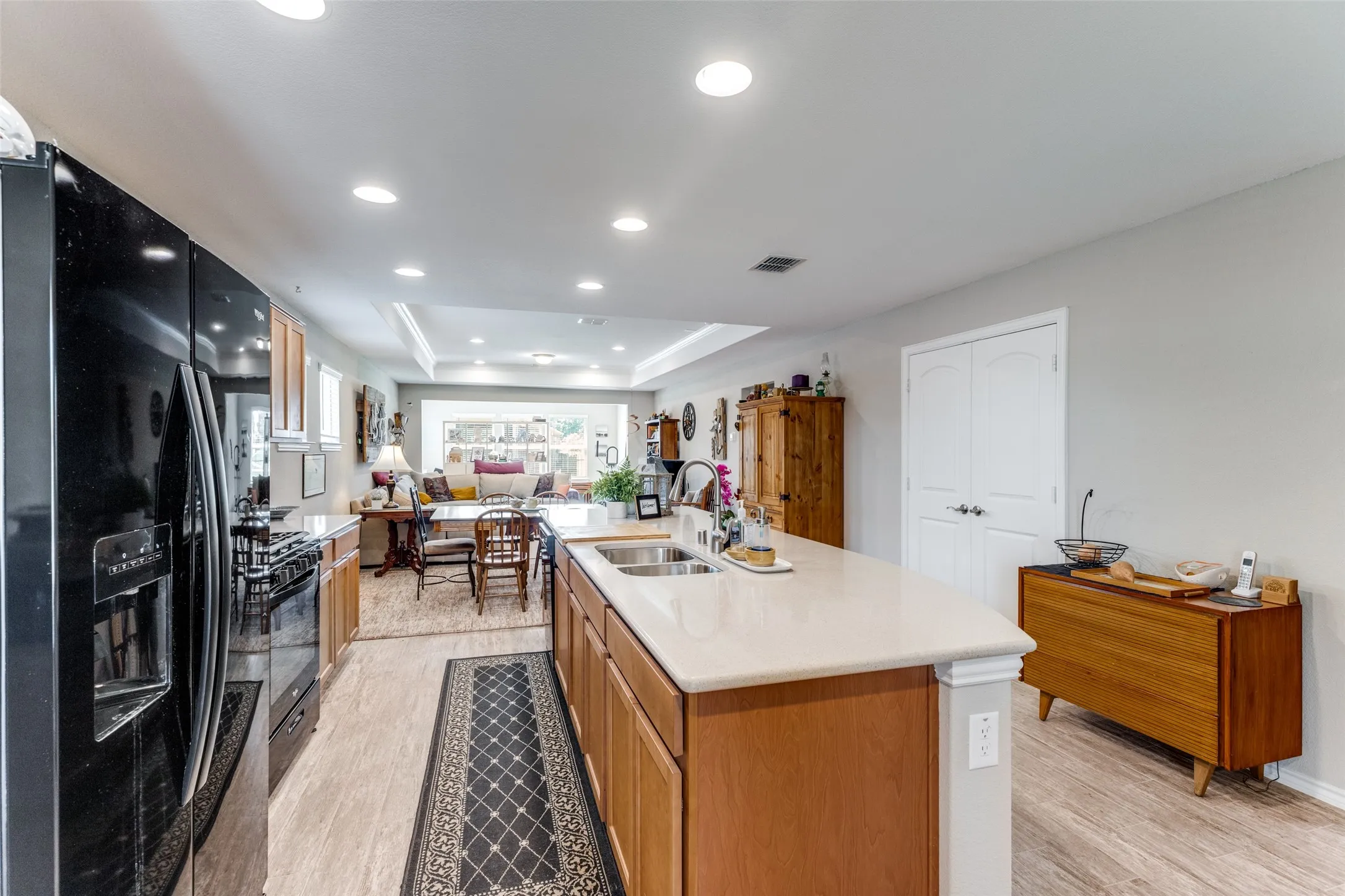 Single Family Residence For Sale in Collin County , 9209 Tranquil Trail, Mc Kinney, Texas 75071, 2 Bedroom, 2 Bathroom, 2 Garage spaces, 1,550 Sqft, built in 2019, mls#21270018, Real Estate Agent in Mc Kinney, Homes For Sale in Collin county, Homes For Sale in Mc Kinney, Realtor in Mc Kinney Texas, Real Estate Brokerage Independent Realty Texas, Luminita Cordes Realtor