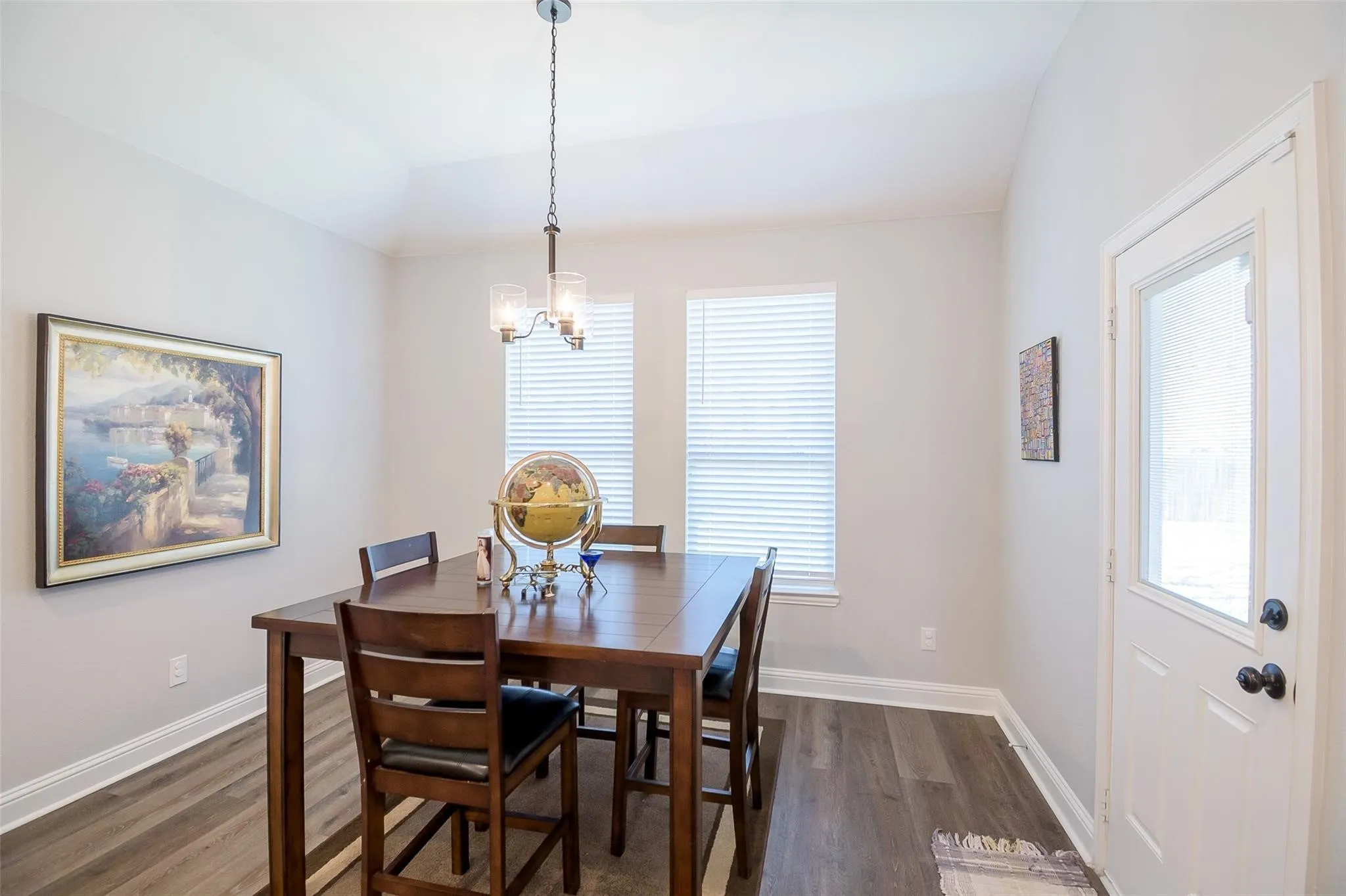 Single Family Residence For Sale in Dallas County , 2655 Kathleen Avenue, Dallas, Texas 75216, 4 Bedroom, 2 Bathroom, 1 Garage spaces, 1,795 Sqft, built in 2021, mls#21270042, Real Estate Agent in Dallas, Homes For Sale in Dallas county, Homes For Sale in Dallas, Realtor in Dallas Texas, Real Estate Brokerage Independent Realty Texas, Luminita Cordes Realtor