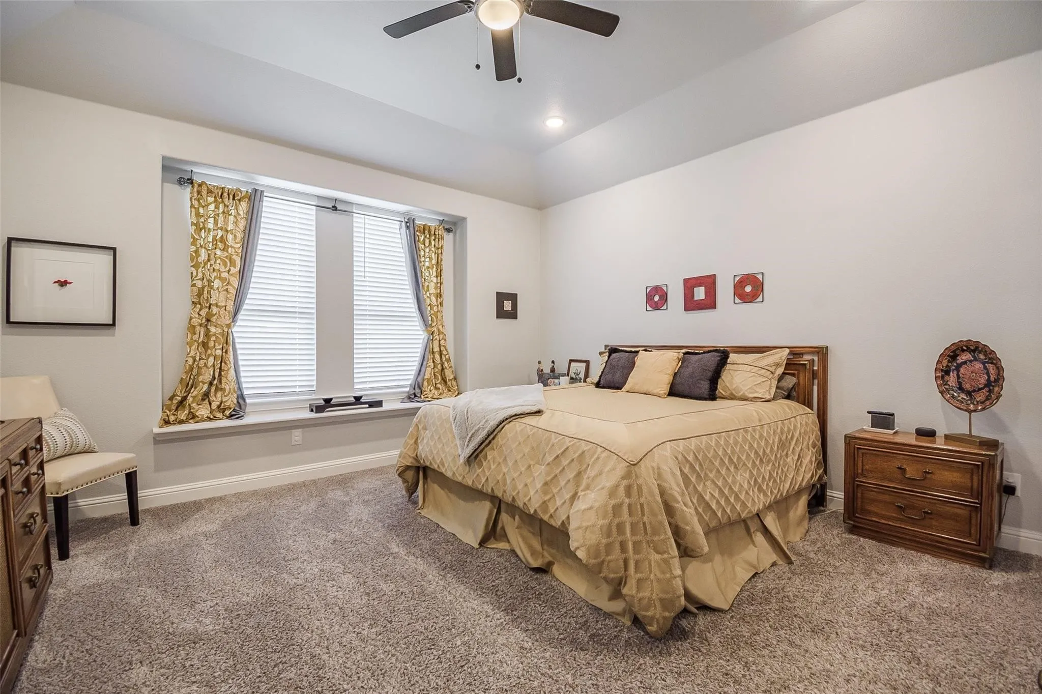 Single Family Residence For Sale in Dallas County , 2655 Kathleen Avenue, Dallas, Texas 75216, 4 Bedroom, 2 Bathroom, 1 Garage spaces, 1,795 Sqft, built in 2021, mls#21270042, Real Estate Agent in Dallas, Homes For Sale in Dallas county, Homes For Sale in Dallas, Realtor in Dallas Texas, Real Estate Brokerage Independent Realty Texas, Luminita Cordes Realtor
