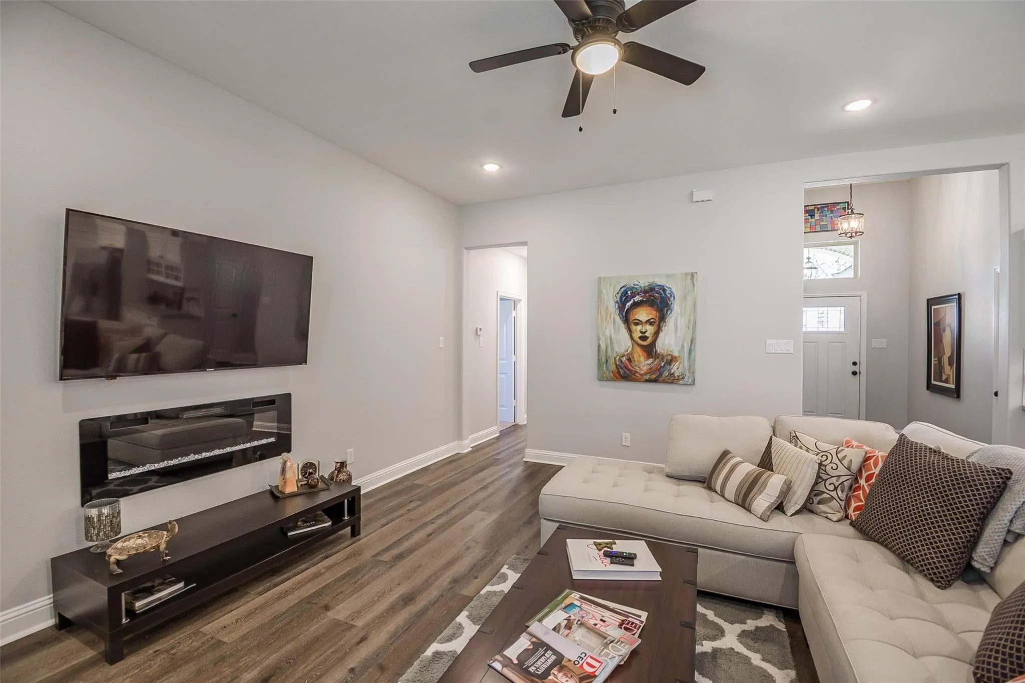 Single Family Residence For Sale in Dallas County , 2655 Kathleen Avenue, Dallas, Texas 75216, 4 Bedroom, 2 Bathroom, 1 Garage spaces, 1,795 Sqft, built in 2021, mls#21270042, Real Estate Agent in Dallas, Homes For Sale in Dallas county, Homes For Sale in Dallas, Realtor in Dallas Texas, Real Estate Brokerage Independent Realty Texas, Luminita Cordes Realtor