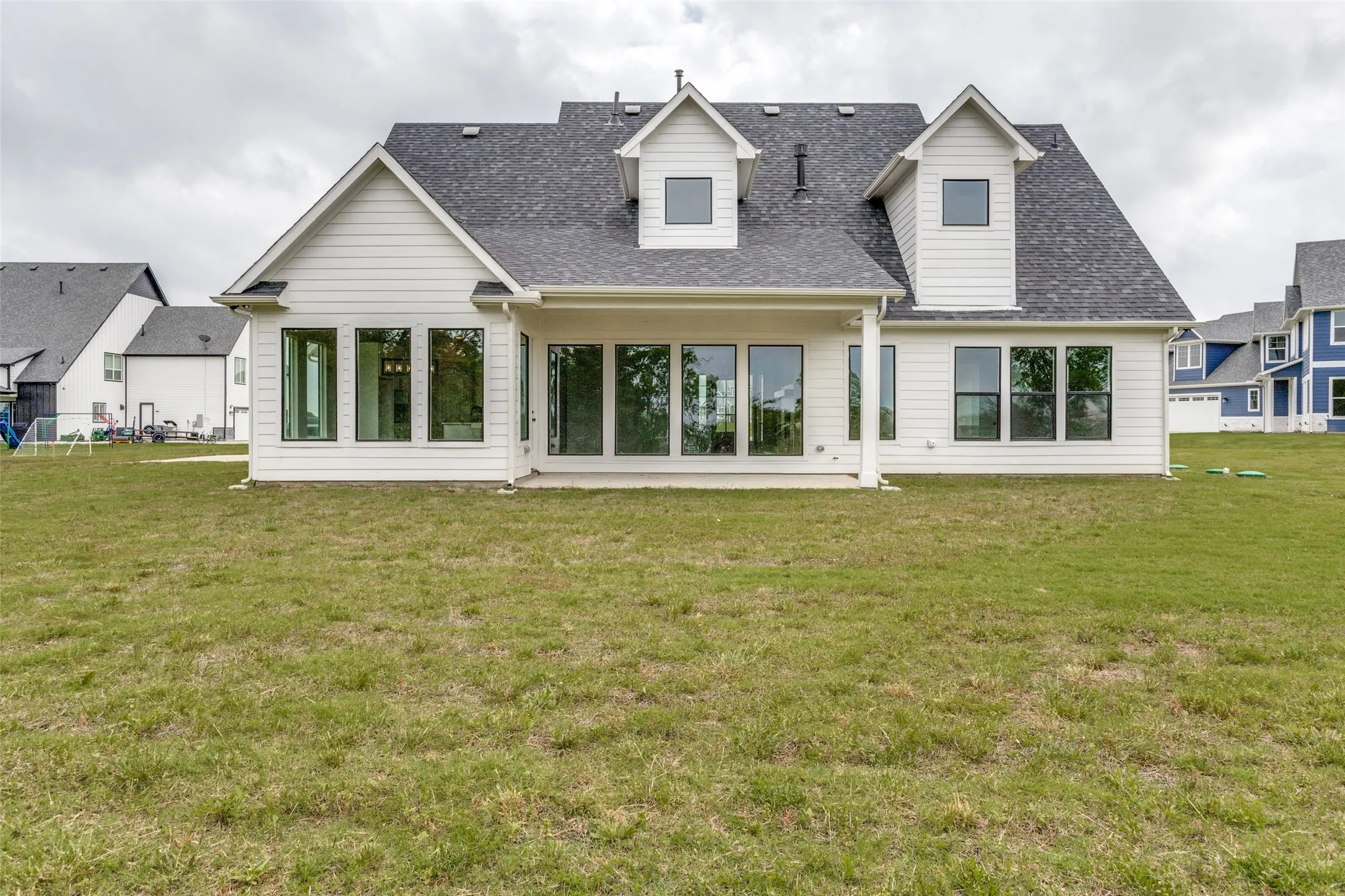 Single Family Residence For Sale in Collin County , 805 Concord Court, Nevada, Texas 75173, 4 Bedroom, 3 Bathroom, 3 Garage spaces, 3,027 Sqft, built in 2023, mls#21270080, Real Estate Agent in Nevada, Homes For Sale in Collin county, Homes For Sale in Nevada, Realtor in Nevada Texas, Real Estate Brokerage Independent Realty Texas, Luminita Cordes Realtor