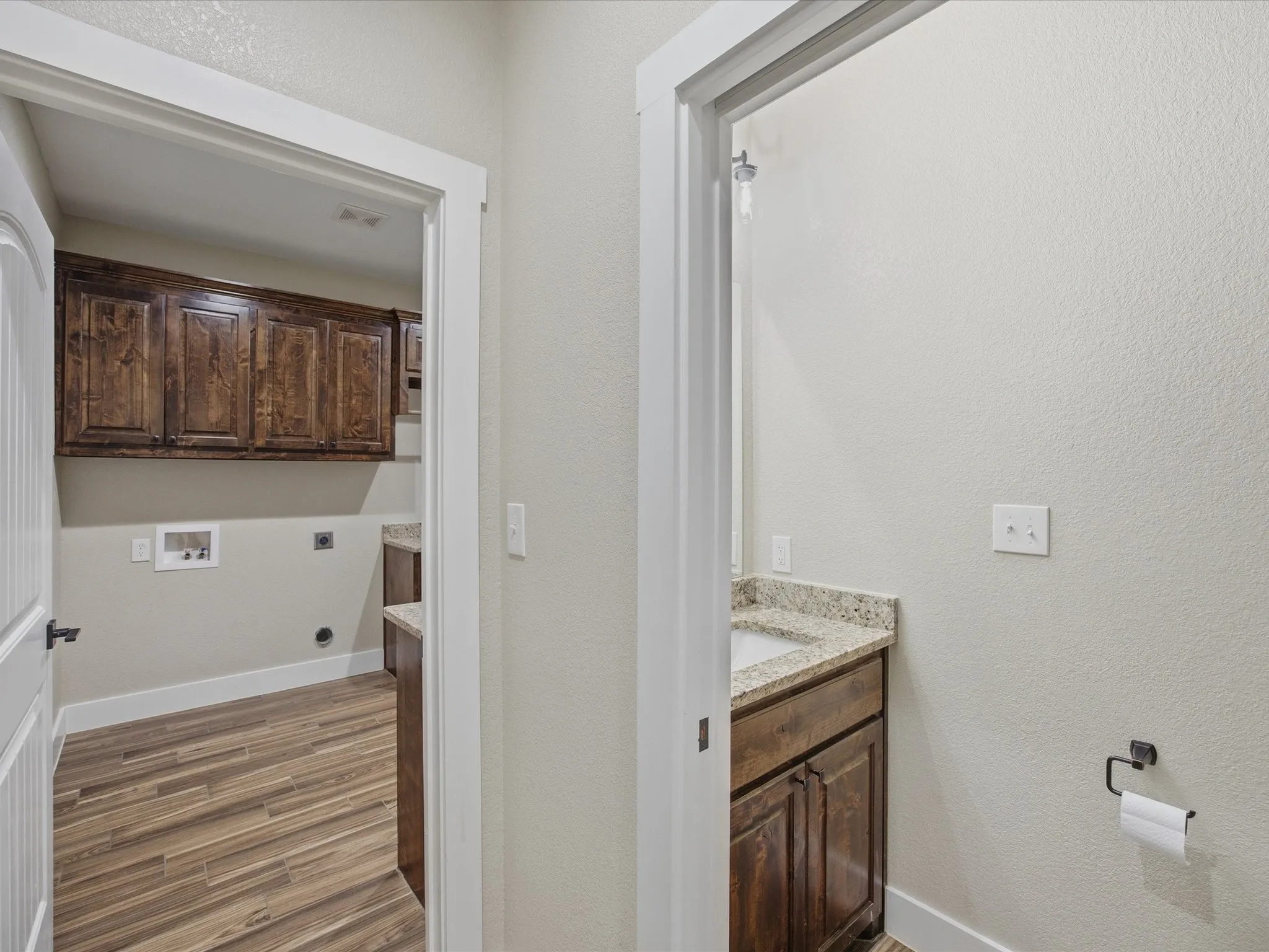 Single Family Residence For Sale in Wise County , 105 Carls Court, Boyd, Texas 76023, 3 Bedrooms, 3 Bathrooms, 2 Garage spaces, 2,450 Sqft, built in 2022, Price $515,000, mls#21265716, Real Estate Agent in Boyd, Homes For Sale in Wise county, Homes For Sale in Boyd, Realtor in Boyd Texas, Real Estate Brokerage Independent Realty Texas, Luminita Cordes Realtor