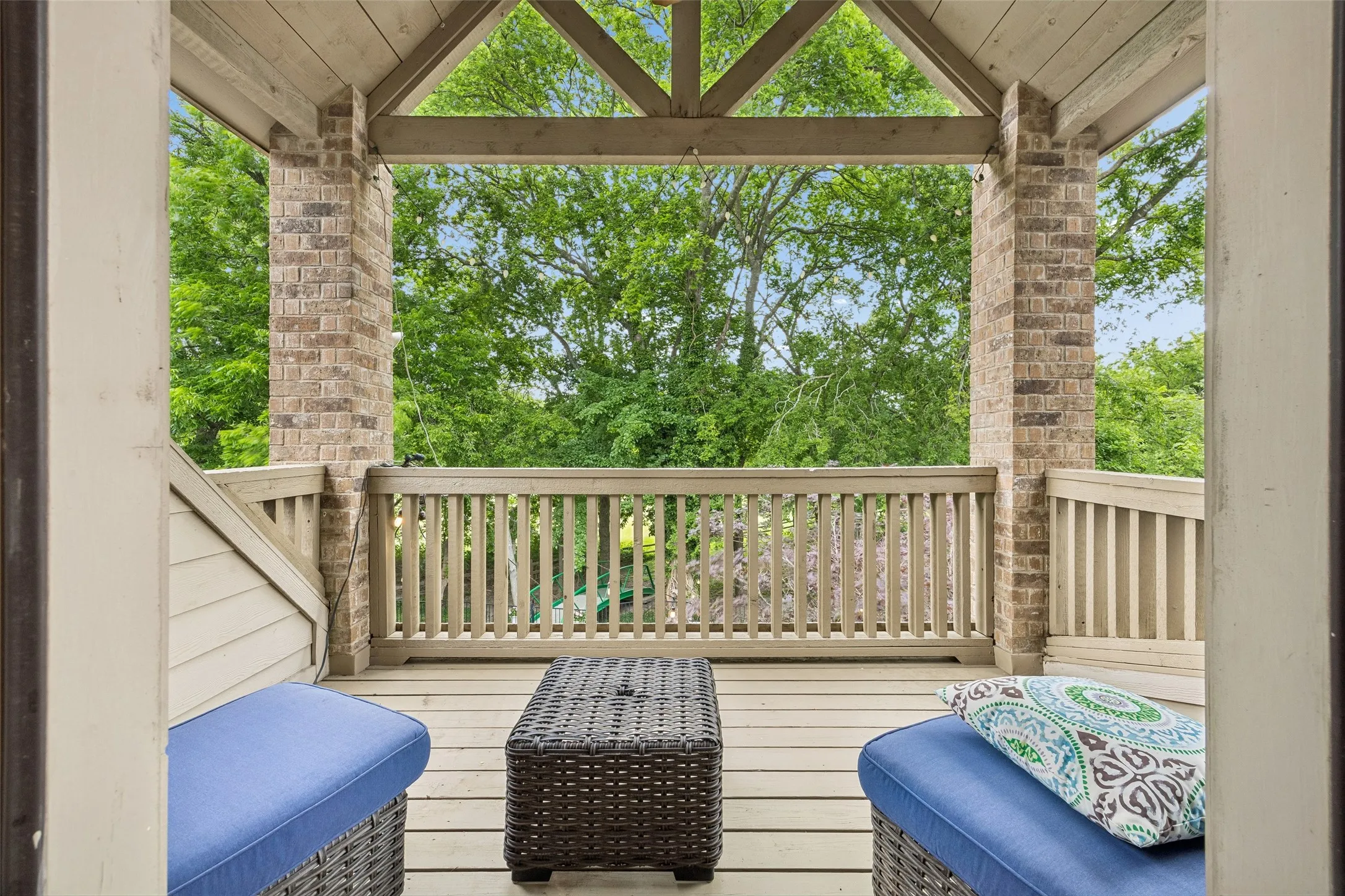 Single Family Residence For Sale in Collin County , 1140 Sloan Crossing, Fairview, Texas 75069, 4 Bedroom, 6 Bathroom, 4 Garage spaces, 5,258 Sqft, built in 1998, mls#21270088, Real Estate Agent in Fairview, Homes For Sale in Collin county, Homes For Sale in Fairview, Realtor in Fairview Texas, Real Estate Brokerage Independent Realty Texas, Luminita Cordes Realtor