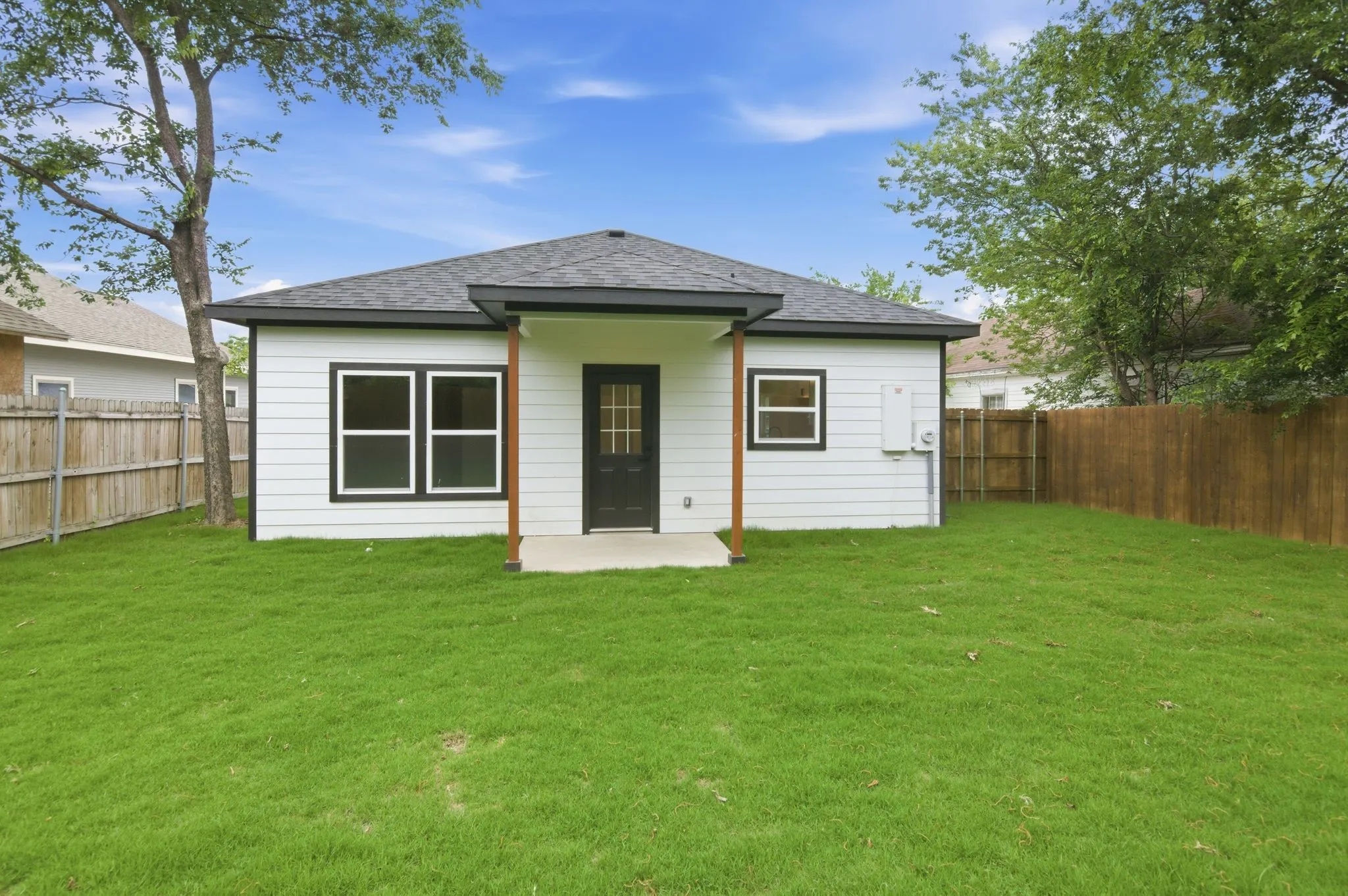 Single Family Residence For Sale in Tarrant County , 1228 E Tucker Street, Fort Worth, Texas 76104, 3 Bedrooms, 2 Bathrooms, Garage spaces, 1,500 Sqft, built in 2026, Price $300,000, mls#21270133, Real Estate Agent in Fort Worth, Homes For Sale in Tarrant county, Homes For Sale in Fort Worth, Realtor in Fort Worth Texas, Real Estate Brokerage Independent Realty Texas, Luminita Cordes Realtor