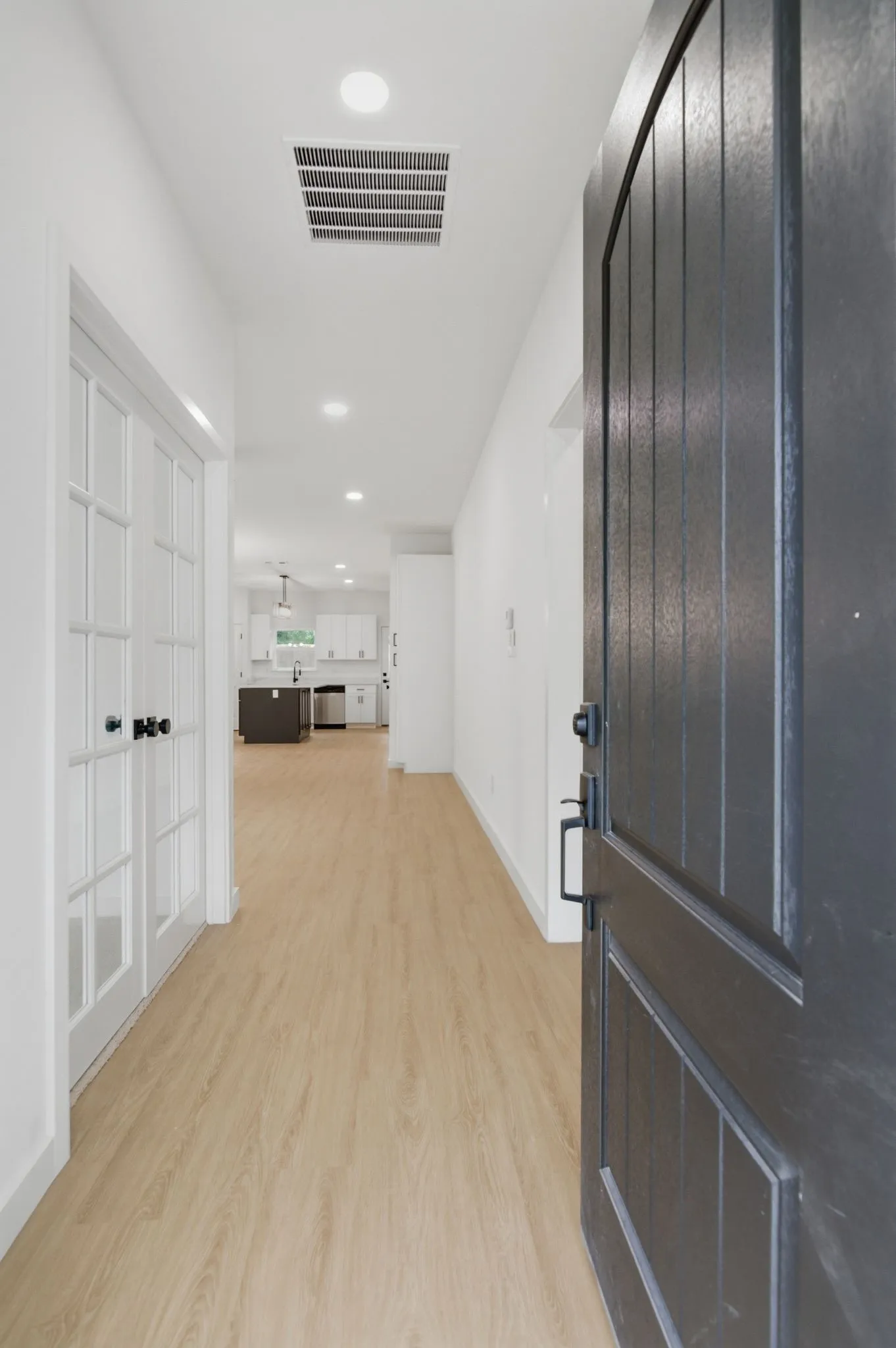 Single Family Residence For Sale in Tarrant County , 1228 E Tucker Street, Fort Worth, Texas 76104, 3 Bedrooms, 2 Bathrooms, Garage spaces, 1,500 Sqft, built in 2026, Price $300,000, mls#21270133, Real Estate Agent in Fort Worth, Homes For Sale in Tarrant county, Homes For Sale in Fort Worth, Realtor in Fort Worth Texas, Real Estate Brokerage Independent Realty Texas, Luminita Cordes Realtor
