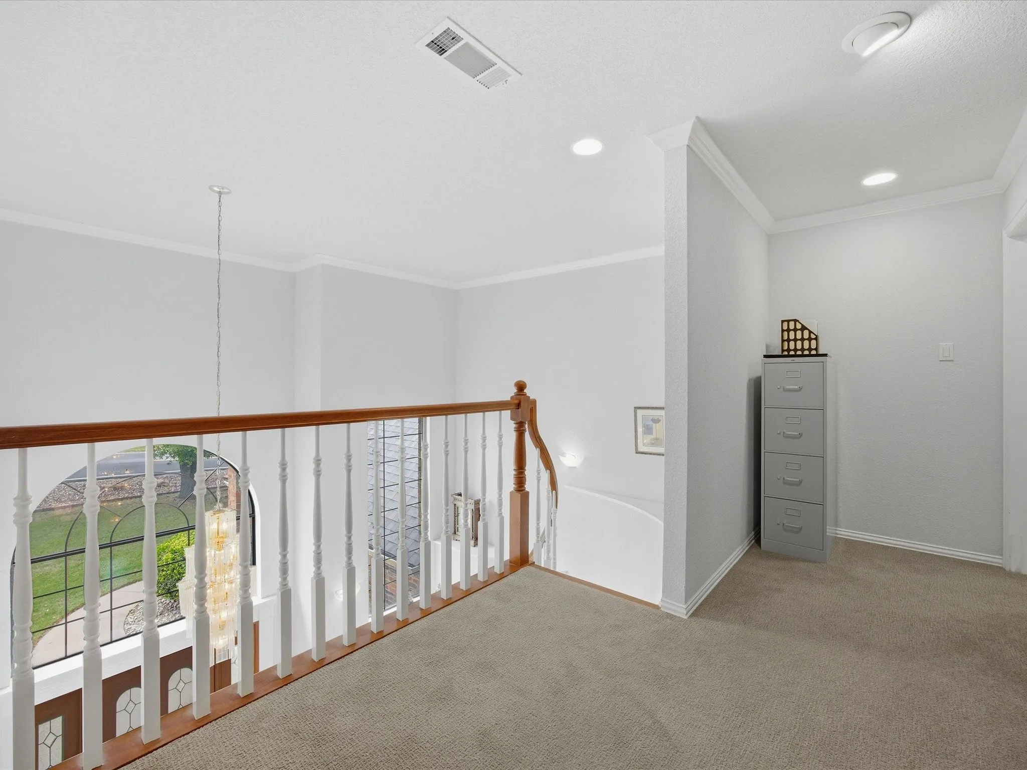 Single Family Residence For Sale in Hood County , 10106 Ravenswood Road, Granbury, Texas 76049, 4 Bedroom, 3 Bathroom, 3 Garage spaces, 2,690 Sqft, built in 1996, Price $595,000, mls#21268532, Real Estate Agent in Granbury, Homes For Sale in Hood county, Homes For Sale in Granbury, Realtor in Granbury Texas, Real Estate Brokerage Independent Realty Texas, Luminita Cordes Realtor