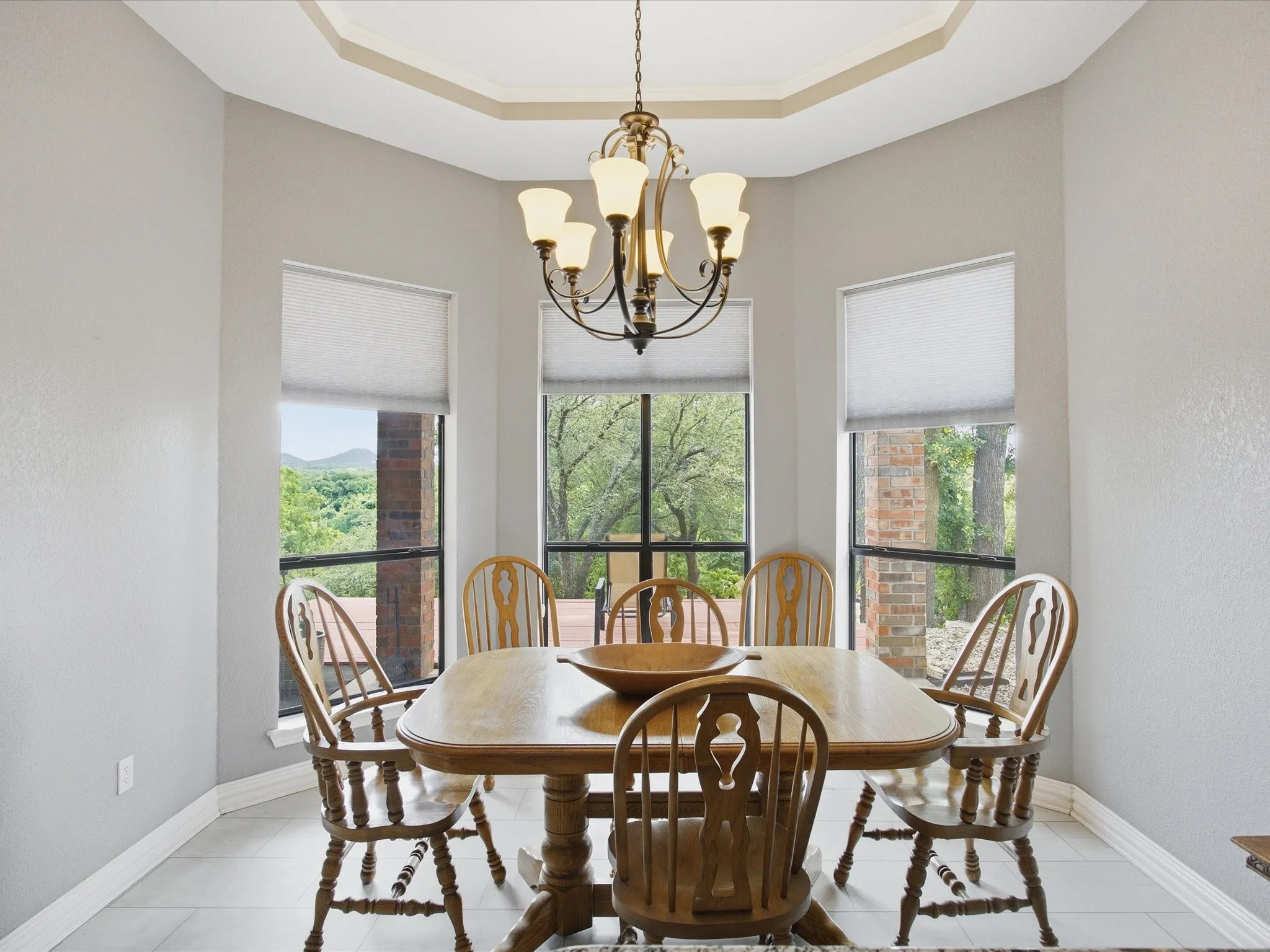 Single Family Residence For Sale in Hood County , 10106 Ravenswood Road, Granbury, Texas 76049, 4 Bedroom, 3 Bathroom, 3 Garage spaces, 2,690 Sqft, built in 1996, Price $595,000, mls#21268532, Real Estate Agent in Granbury, Homes For Sale in Hood county, Homes For Sale in Granbury, Realtor in Granbury Texas, Real Estate Brokerage Independent Realty Texas, Luminita Cordes Realtor