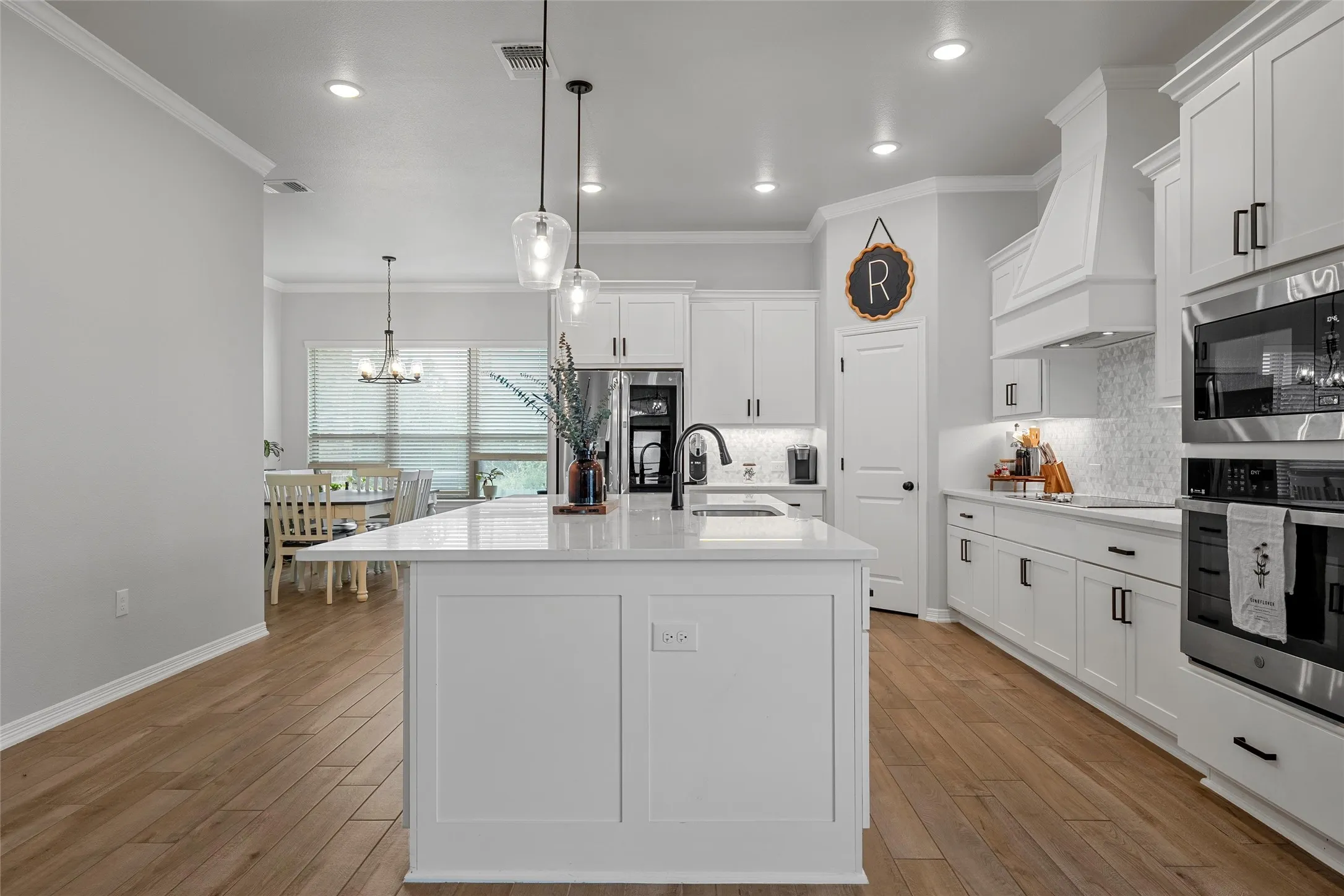 Single Family Residence For Sale in Bell County , 9007 Sassafras Street, Temple, Texas 76502, 5 Bedrooms, 3 Bathrooms, 2 Garage spaces, 2,652 Sqft, built in 2023, Price $484,000, mls#21267695, Real Estate Agent in Temple, Homes For Sale in Bell county, Homes For Sale in Temple, Realtor in Temple Texas, Real Estate Brokerage Independent Realty Texas, Luminita Cordes Realtor