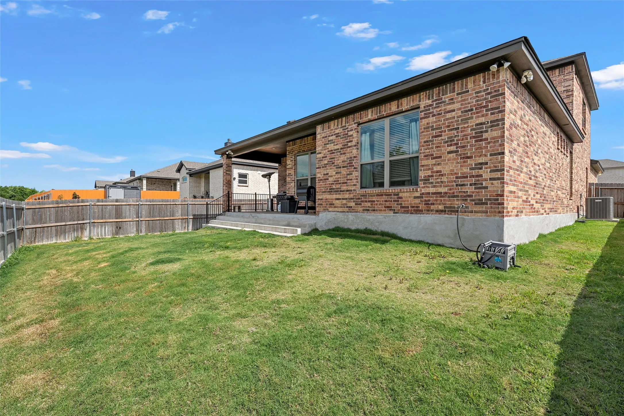 Single Family Residence For Sale in Bell County , 9007 Sassafras Street, Temple, Texas 76502, 5 Bedrooms, 3 Bathrooms, 2 Garage spaces, 2,652 Sqft, built in 2023, Price $484,000, mls#21267695, Real Estate Agent in Temple, Homes For Sale in Bell county, Homes For Sale in Temple, Realtor in Temple Texas, Real Estate Brokerage Independent Realty Texas, Luminita Cordes Realtor