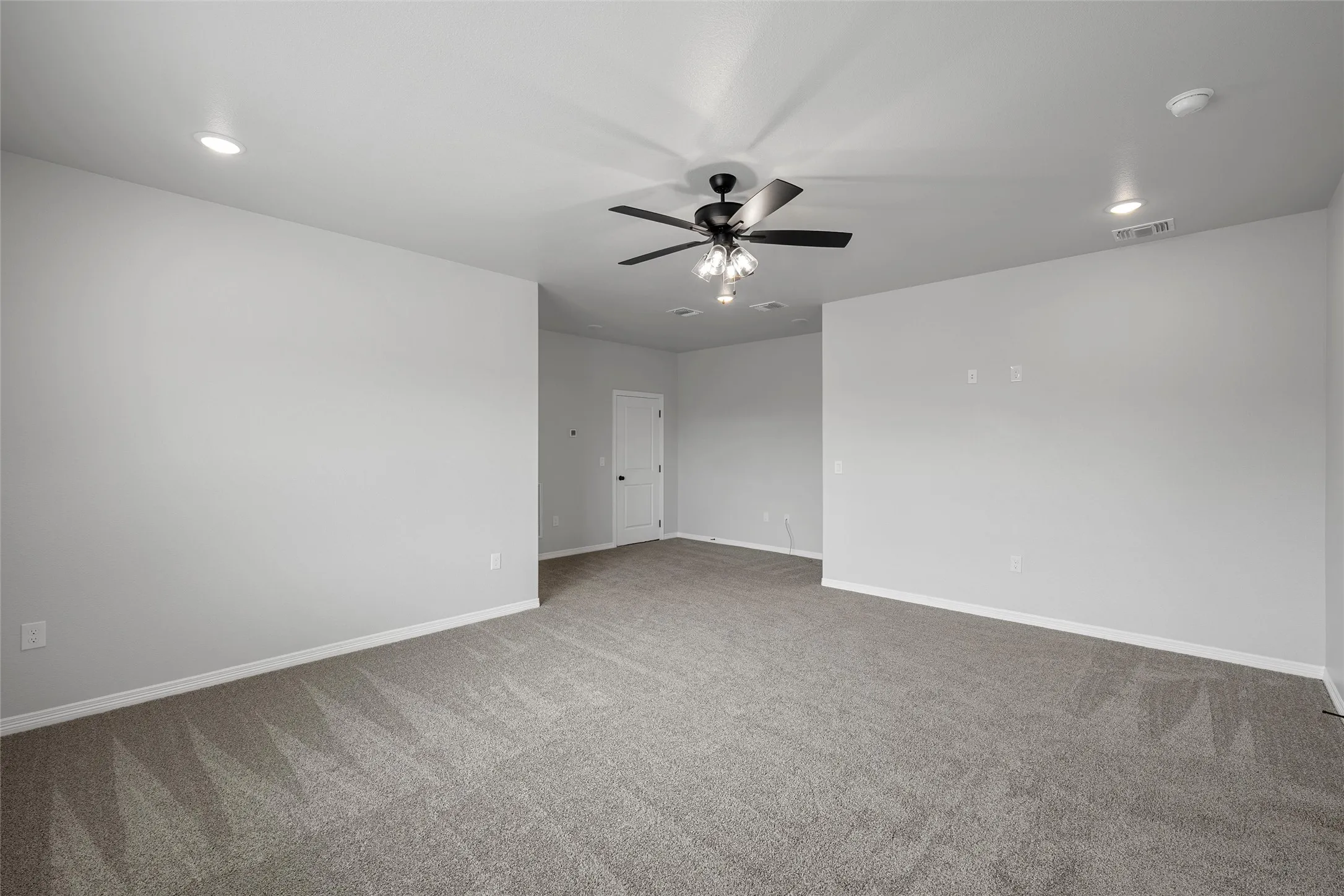 Single Family Residence For Sale in Bell County , 9007 Sassafras Street, Temple, Texas 76502, 5 Bedrooms, 3 Bathrooms, 2 Garage spaces, 2,652 Sqft, built in 2023, Price $484,000, mls#21267695, Real Estate Agent in Temple, Homes For Sale in Bell county, Homes For Sale in Temple, Realtor in Temple Texas, Real Estate Brokerage Independent Realty Texas, Luminita Cordes Realtor