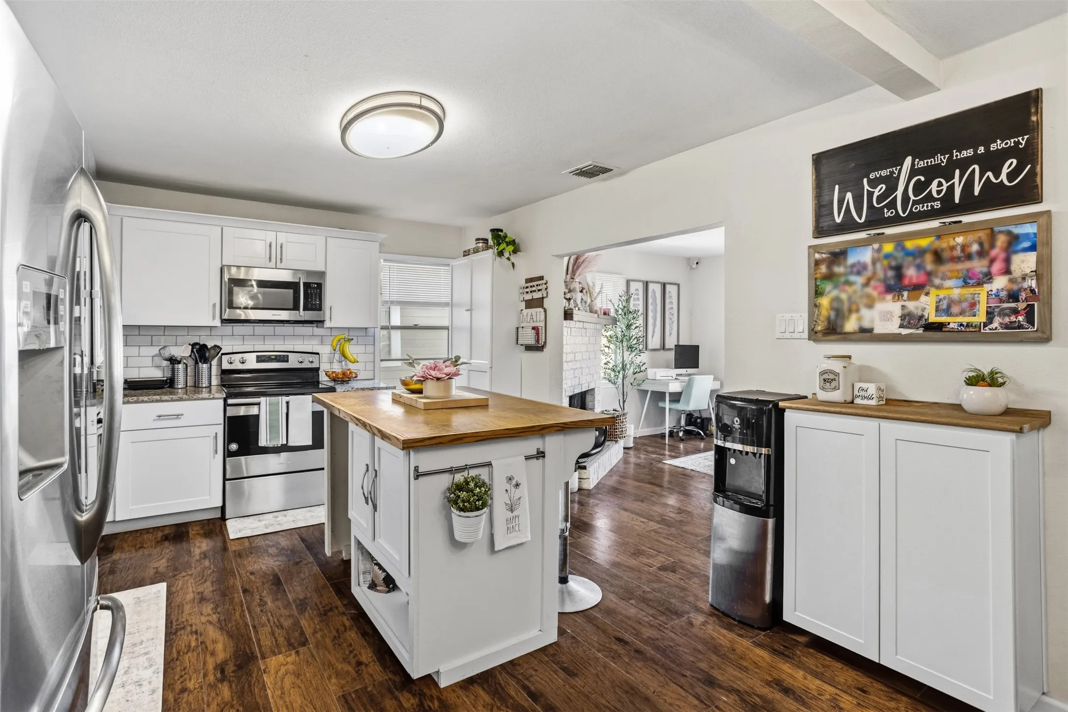 Single Family Residence For Sale in Dallas County , 516 E Wintergreen Road, De Soto, Texas 75115, 4 Bedroom, 1 Bathroom, Garage spaces, 1,738 Sqft, built in 1955, mls#21270128, Real Estate Agent in De Soto, Homes For Sale in Dallas county, Homes For Sale in De Soto, Realtor in De Soto Texas, Real Estate Brokerage Independent Realty Texas, Luminita Cordes Realtor