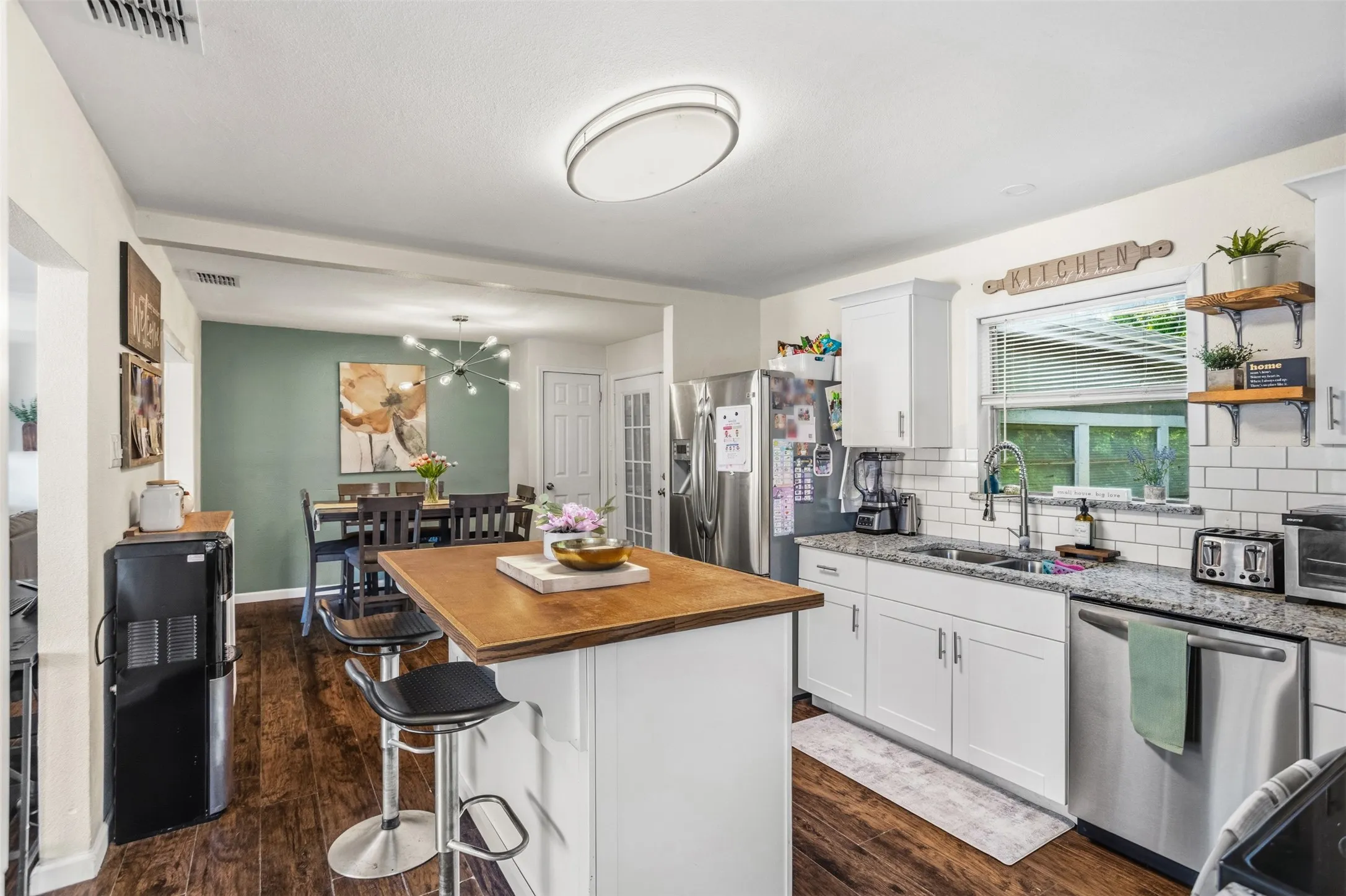 Single Family Residence For Sale in Dallas County , 516 E Wintergreen Road, De Soto, Texas 75115, 4 Bedroom, 1 Bathroom, Garage spaces, 1,738 Sqft, built in 1955, mls#21270128, Real Estate Agent in De Soto, Homes For Sale in Dallas county, Homes For Sale in De Soto, Realtor in De Soto Texas, Real Estate Brokerage Independent Realty Texas, Luminita Cordes Realtor