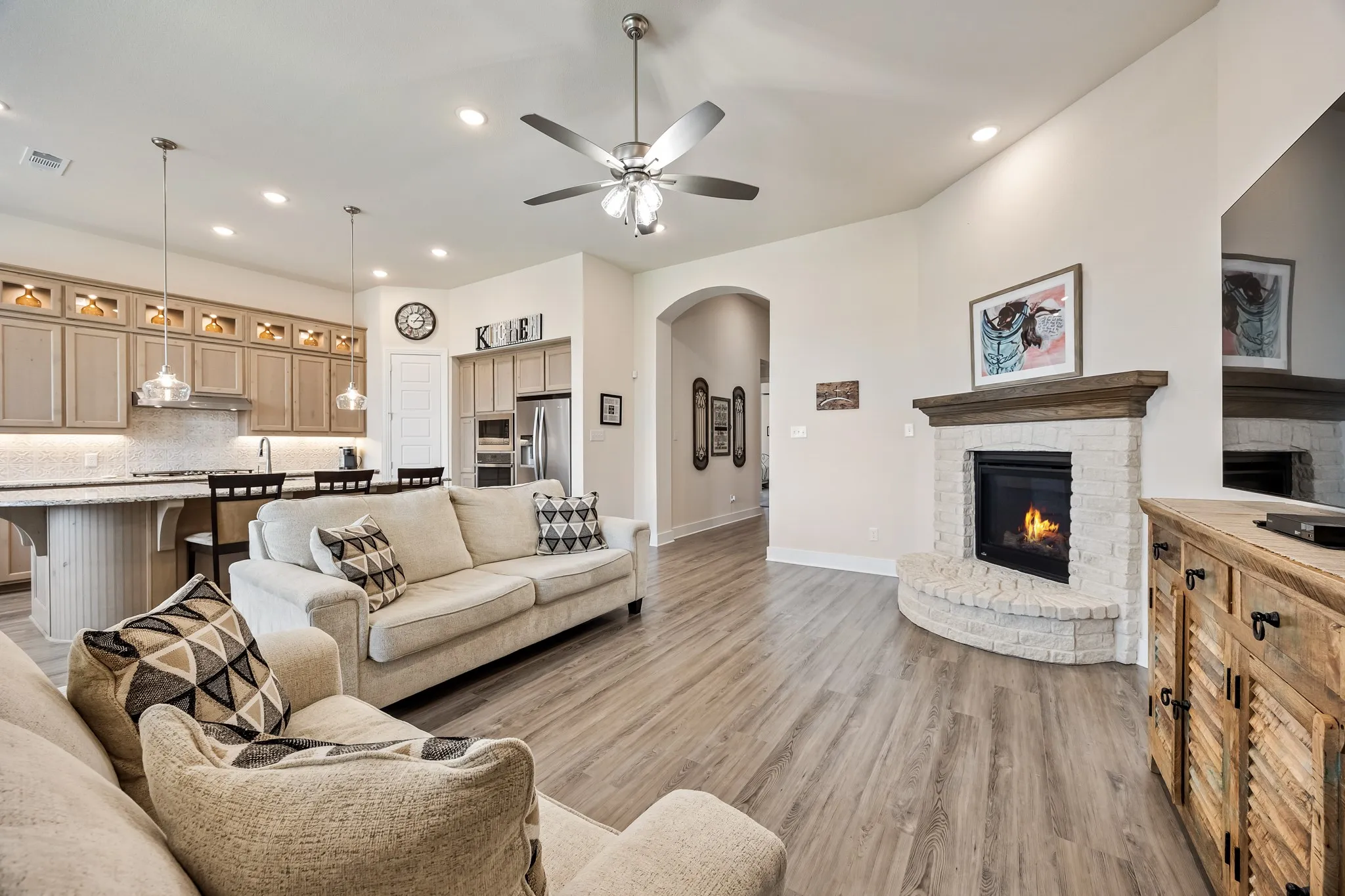 Single Family Residence For Sale in Rockwall County , 4020 Grotto Drive, Royse City, Texas 75189, 4 Bedroom, 3 Bathroom, 2 Garage spaces, 2,071 Sqft, built in 2023, mls#21269963, Real Estate Agent in Royse City, Homes For Sale in Rockwall county, Homes For Sale in Royse City, Realtor in Royse City Texas, Real Estate Brokerage Independent Realty Texas, Luminita Cordes Realtor