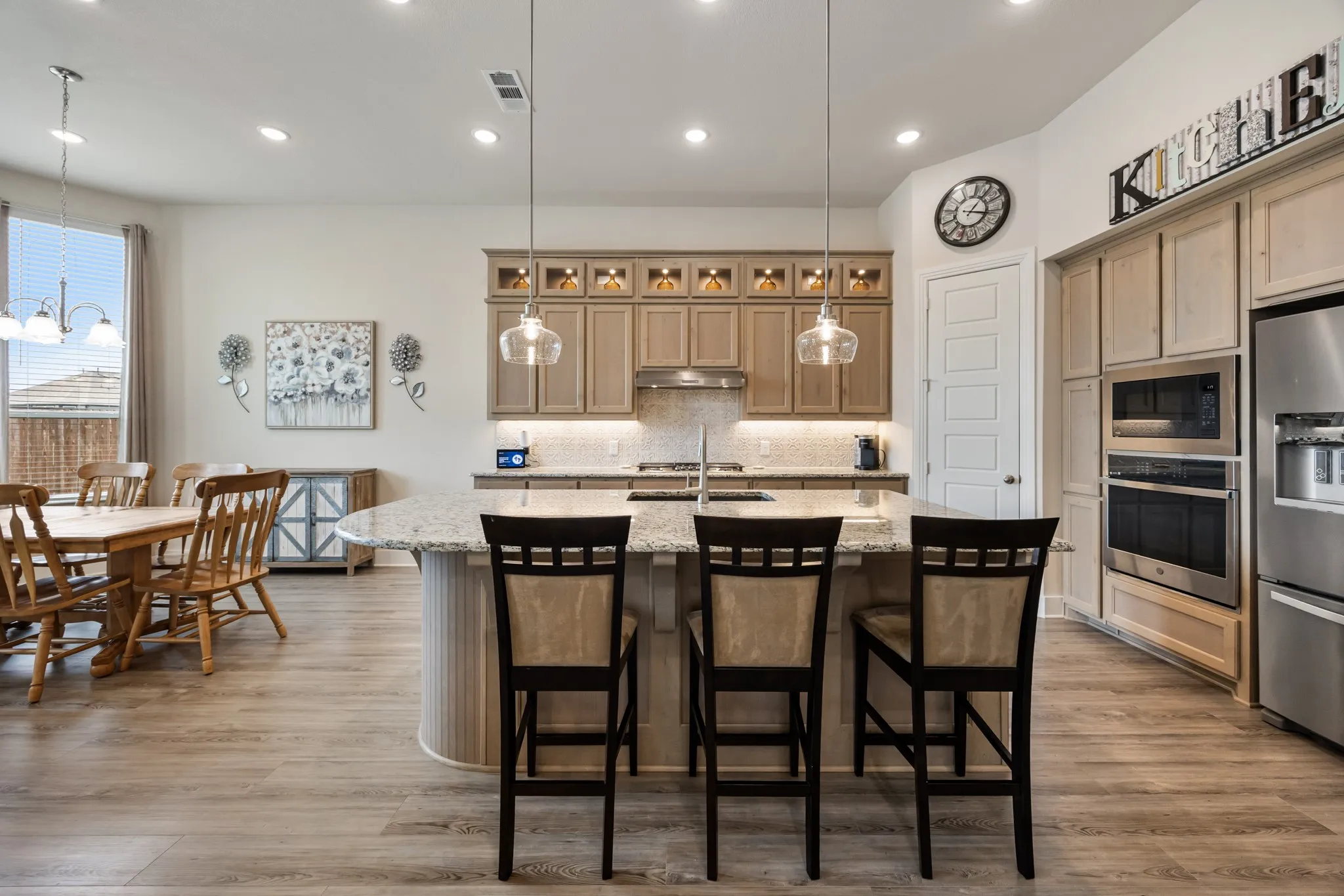 Single Family Residence For Sale in Rockwall County , 4020 Grotto Drive, Royse City, Texas 75189, 4 Bedroom, 3 Bathroom, 2 Garage spaces, 2,071 Sqft, built in 2023, mls#21269963, Real Estate Agent in Royse City, Homes For Sale in Rockwall county, Homes For Sale in Royse City, Realtor in Royse City Texas, Real Estate Brokerage Independent Realty Texas, Luminita Cordes Realtor