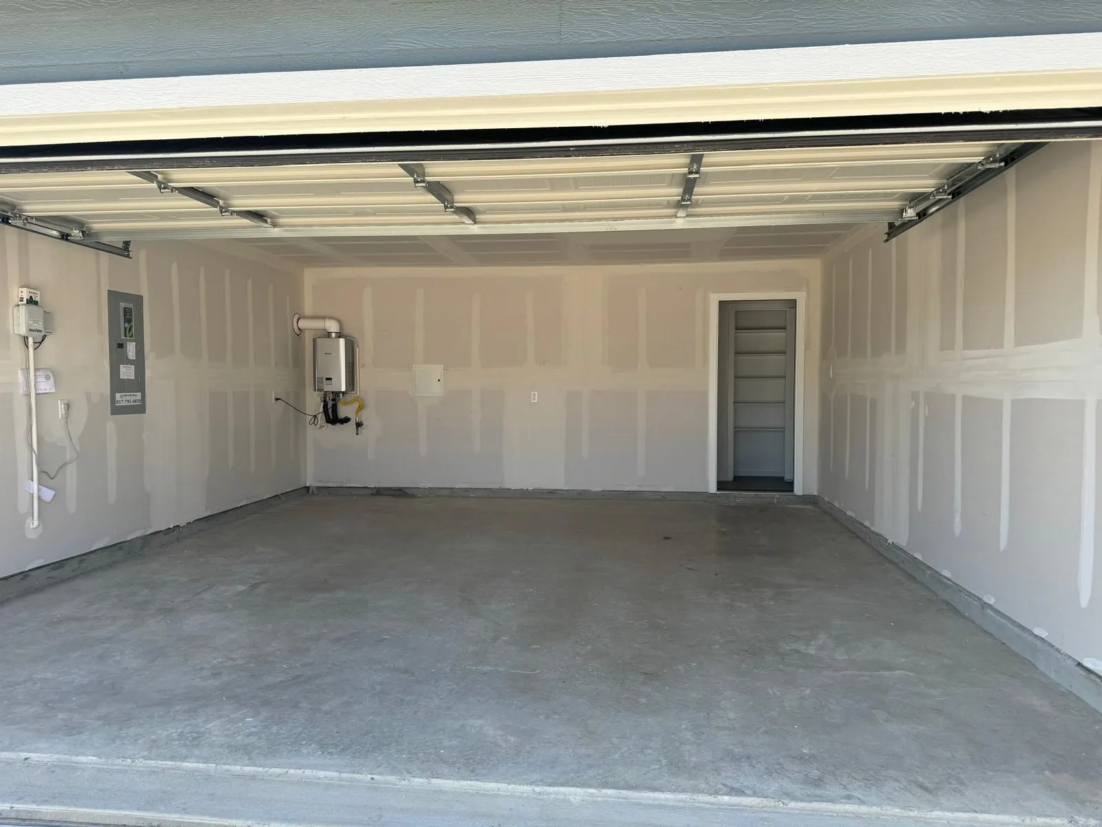 Single Family Residence For Rent in Collin County , 7909 Clements Street, Mc Kinney, Texas 75071, 4 Bedroom, 2 Bathroom, 2 Garage spaces, 1,667 Sqft, built in 2024, Price $2,200, mls#21270174, Real Estate Agent in Mc Kinney, Homes For Rent in Collin county, Homes For Rent in Mc Kinney, Realtor in Mc Kinney Texas, Real Estate Brokerage Independent Realty Texas, Luminita Cordes Realtor