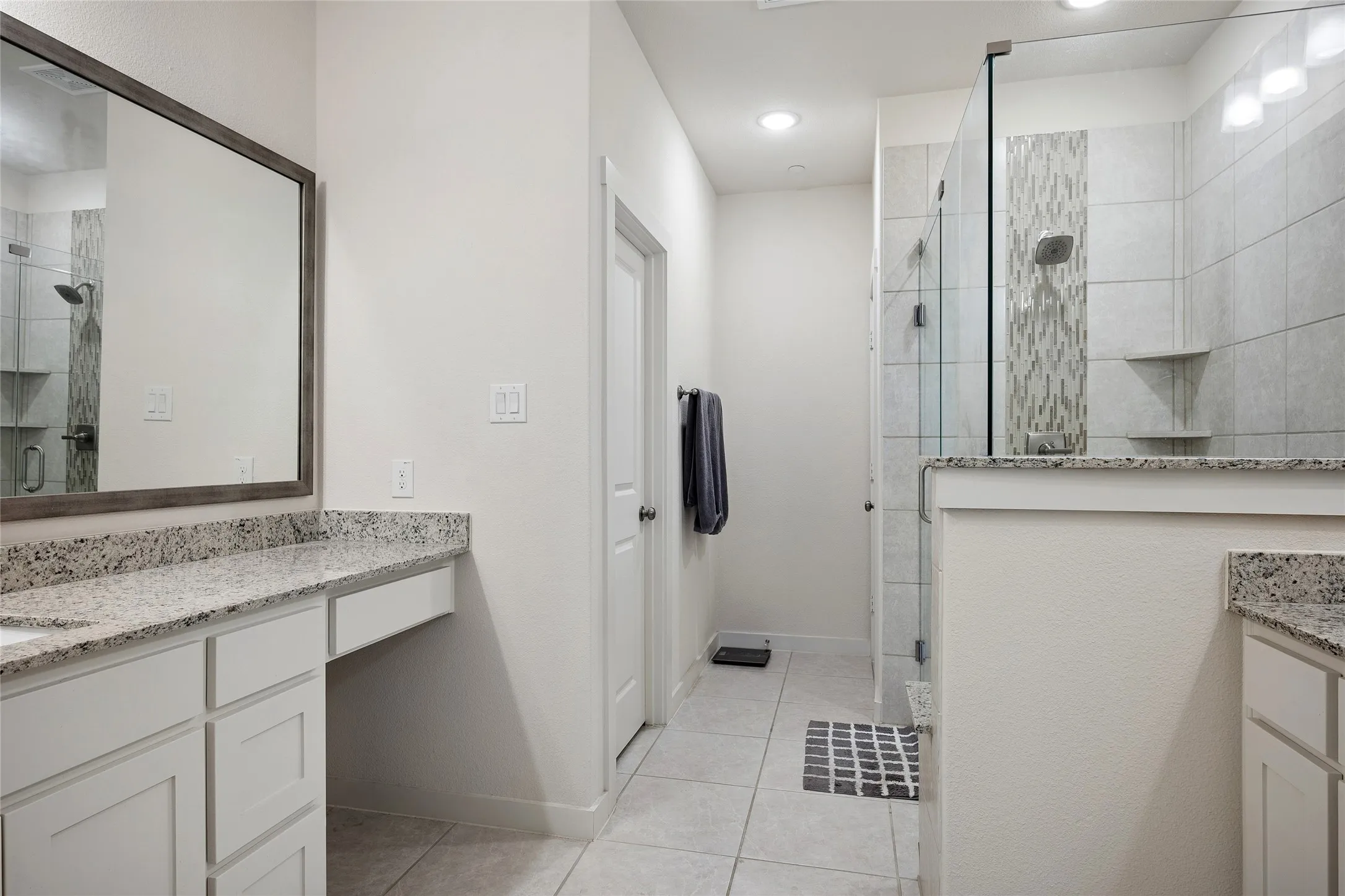Townhouse For Sale in Dallas County , 536 Ballustrade Drive, Irving, Texas 75039, 2 Bedroom, 3 Bathroom, 2 Garage spaces, 1,825 Sqft, built in 2020, mls#21269768, Real Estate Agent in Irving, Homes For Sale in Dallas county, Homes For Sale in Irving, Realtor in Irving Texas, Real Estate Brokerage Independent Realty Texas, Luminita Cordes Realtor
