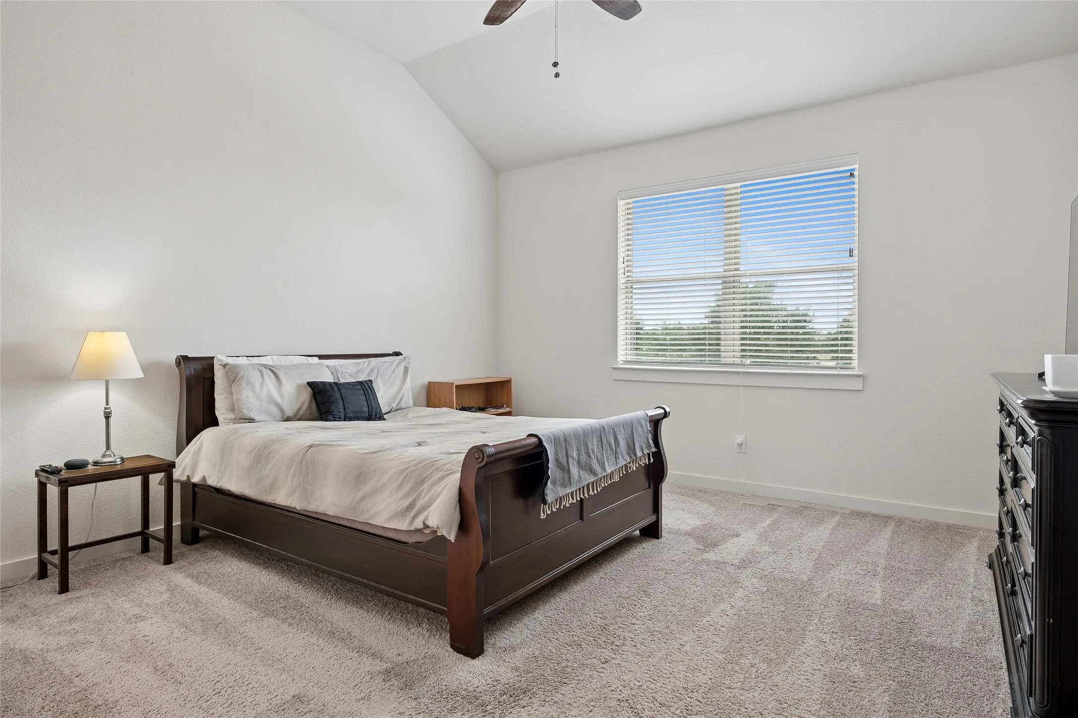Townhouse For Sale in Dallas County , 536 Ballustrade Drive, Irving, Texas 75039, 2 Bedroom, 3 Bathroom, 2 Garage spaces, 1,825 Sqft, built in 2020, mls#21269768, Real Estate Agent in Irving, Homes For Sale in Dallas county, Homes For Sale in Irving, Realtor in Irving Texas, Real Estate Brokerage Independent Realty Texas, Luminita Cordes Realtor