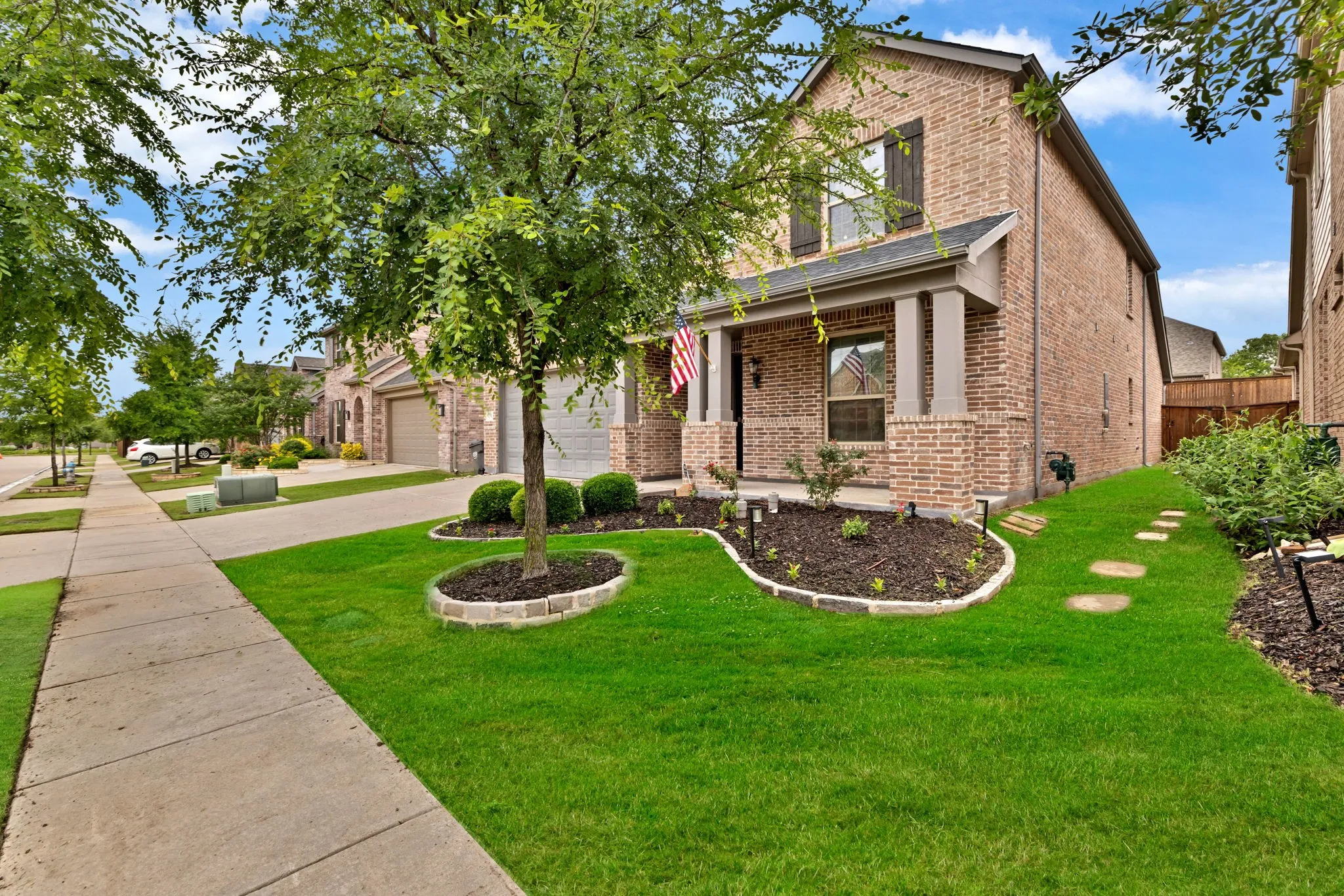 Single Family Residence For Sale in Collin County , 4138 Patterson Lane, Celina, Texas 75009, 4 Bedroom, 3 Bathroom, 2 Garage spaces, 2,478 Sqft, built in 2018, Price $550,000, mls#21270196, Real Estate Agent in Celina, Homes For Sale in Collin county, Homes For Sale in Celina, Realtor in Celina Texas, Real Estate Brokerage Independent Realty Texas, Luminita Cordes Realtor