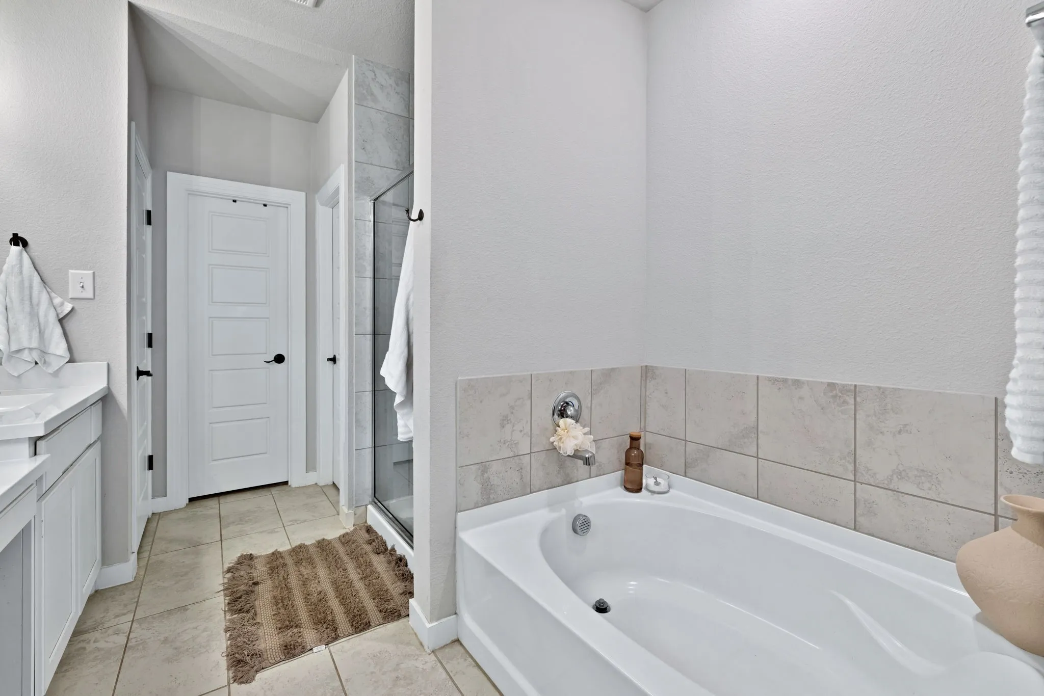 Single Family Residence For Sale in Collin County , 4138 Patterson Lane, Celina, Texas 75009, 4 Bedroom, 3 Bathroom, 2 Garage spaces, 2,478 Sqft, built in 2018, Price $550,000, mls#21270196, Real Estate Agent in Celina, Homes For Sale in Collin county, Homes For Sale in Celina, Realtor in Celina Texas, Real Estate Brokerage Independent Realty Texas, Luminita Cordes Realtor