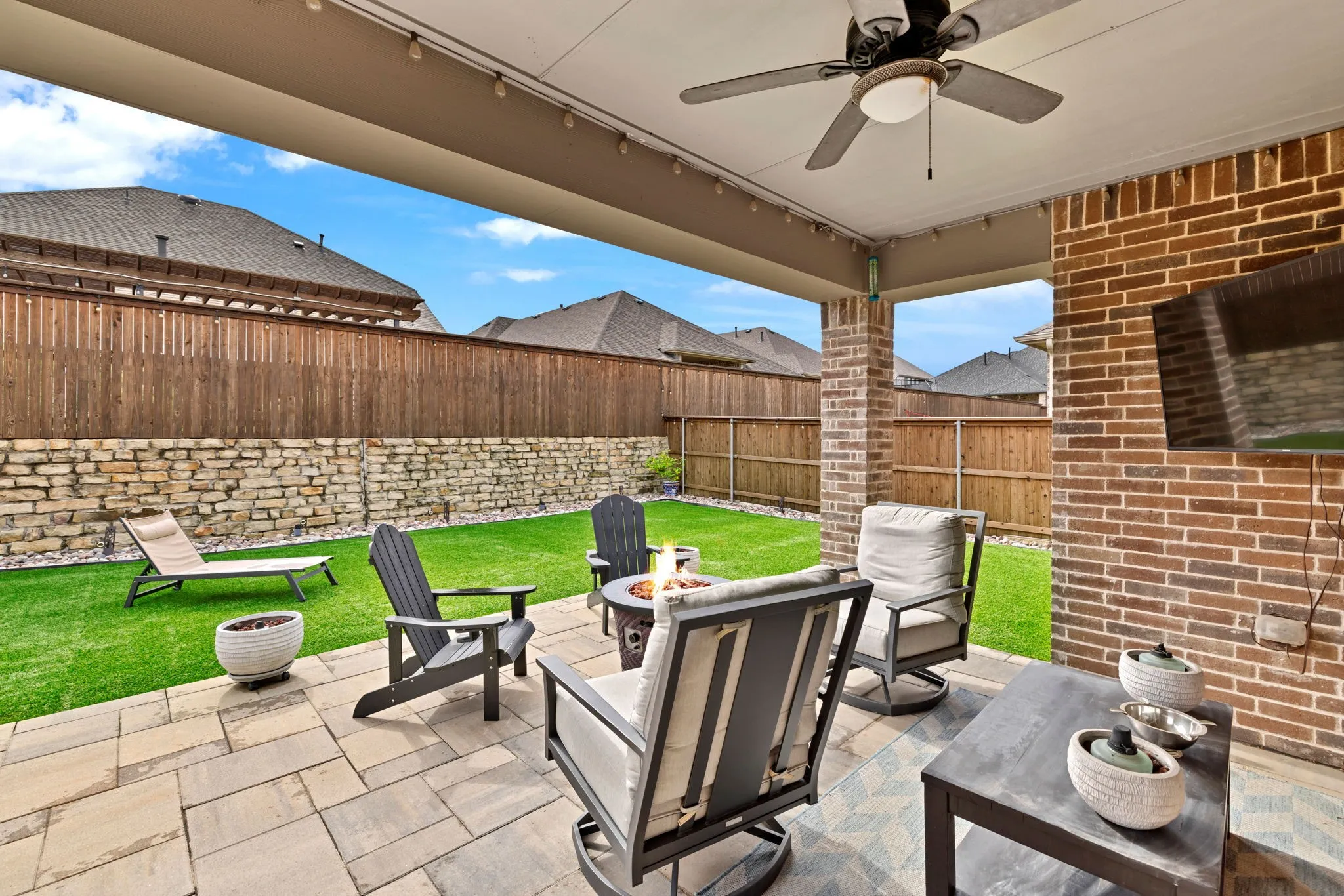 Single Family Residence For Sale in Collin County , 4138 Patterson Lane, Celina, Texas 75009, 4 Bedroom, 3 Bathroom, 2 Garage spaces, 2,478 Sqft, built in 2018, Price $550,000, mls#21270196, Real Estate Agent in Celina, Homes For Sale in Collin county, Homes For Sale in Celina, Realtor in Celina Texas, Real Estate Brokerage Independent Realty Texas, Luminita Cordes Realtor