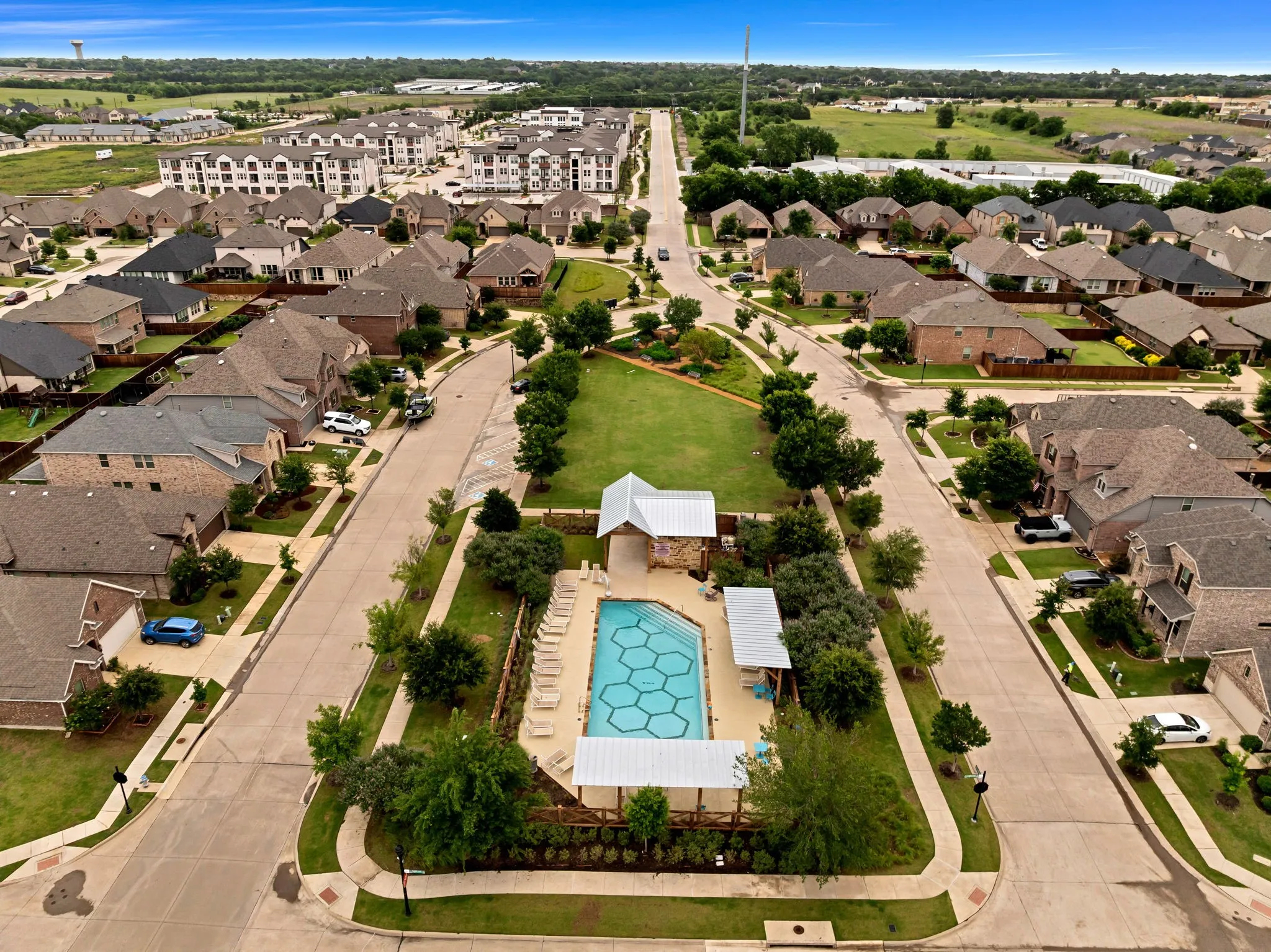 Single Family Residence For Sale in Collin County , 4138 Patterson Lane, Celina, Texas 75009, 4 Bedroom, 3 Bathroom, 2 Garage spaces, 2,478 Sqft, built in 2018, Price $550,000, mls#21270196, Real Estate Agent in Celina, Homes For Sale in Collin county, Homes For Sale in Celina, Realtor in Celina Texas, Real Estate Brokerage Independent Realty Texas, Luminita Cordes Realtor