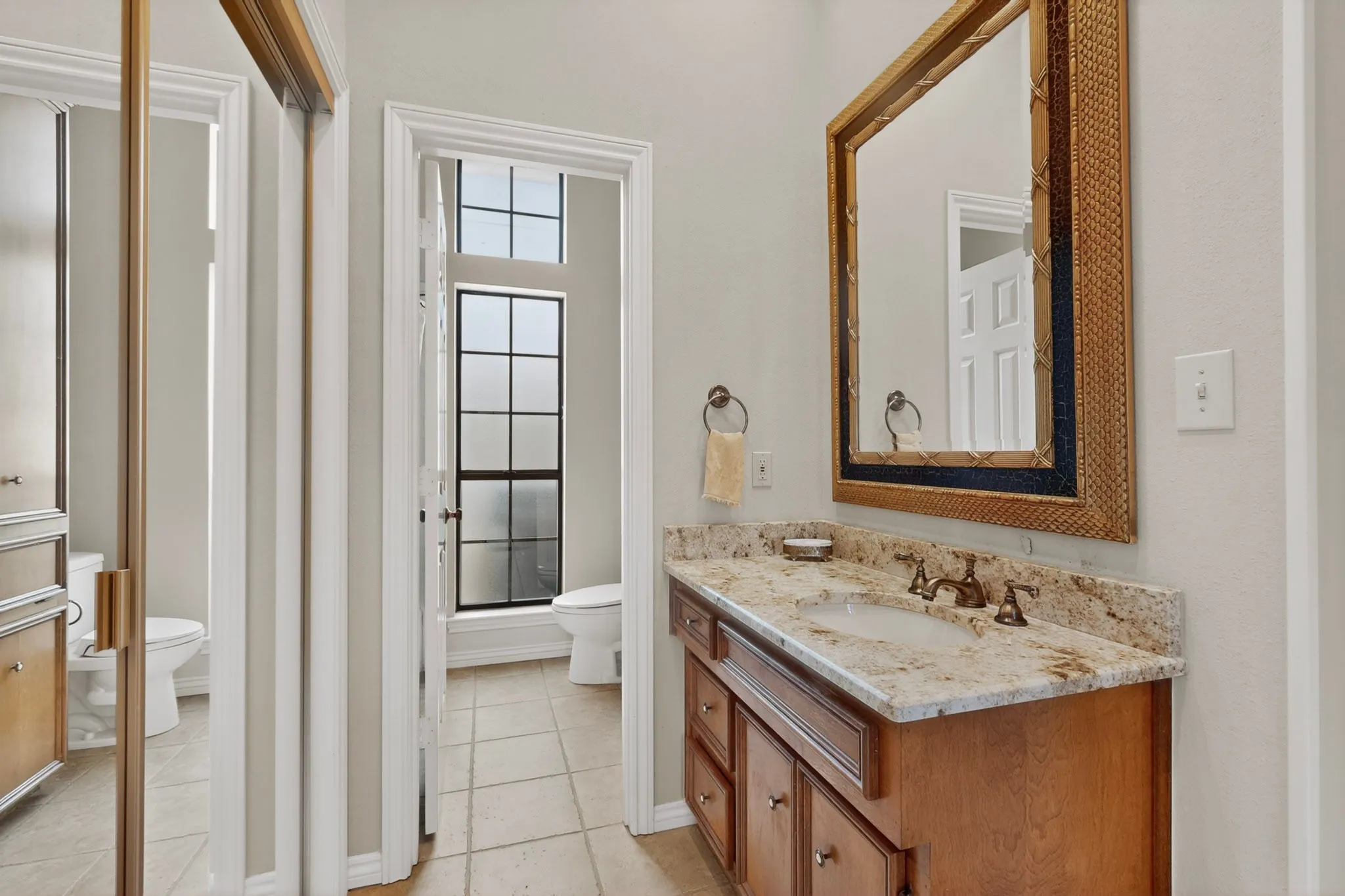 Single Family Residence For Sale in Dallas County , 14015 Highmark Square, Dallas, Texas 75254, 3 Bedroom, 3 Bathroom, 2 Garage spaces, 2,575 Sqft, built in 1980, mls#21266334, Real Estate Agent in Dallas, Homes For Sale in Dallas county, Homes For Sale in Dallas, Realtor in Dallas Texas, Real Estate Brokerage Independent Realty Texas, Luminita Cordes Realtor