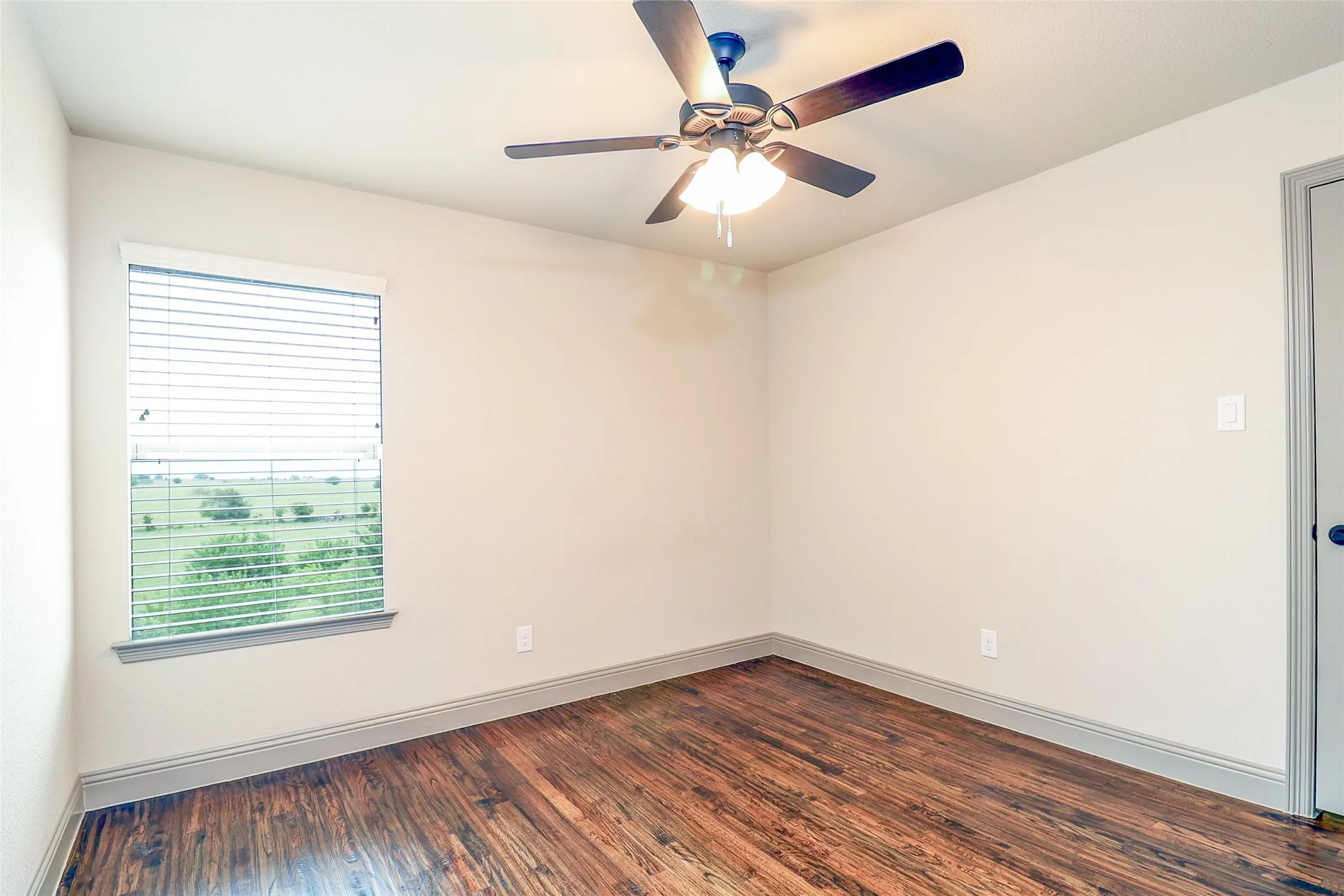 Single Family Residence For Sale in Johnson County , 6312 Nobu Place, Godley, Texas 76044, 4 Bedroom, 4 Bathroom, 3 Garage spaces, 3,282 Sqft, built in 2019, mls#21268610, Real Estate Agent in Godley, Homes For Sale in Johnson county, Homes For Sale in Godley, Realtor in Godley Texas, Real Estate Brokerage Independent Realty Texas, Luminita Cordes Realtor