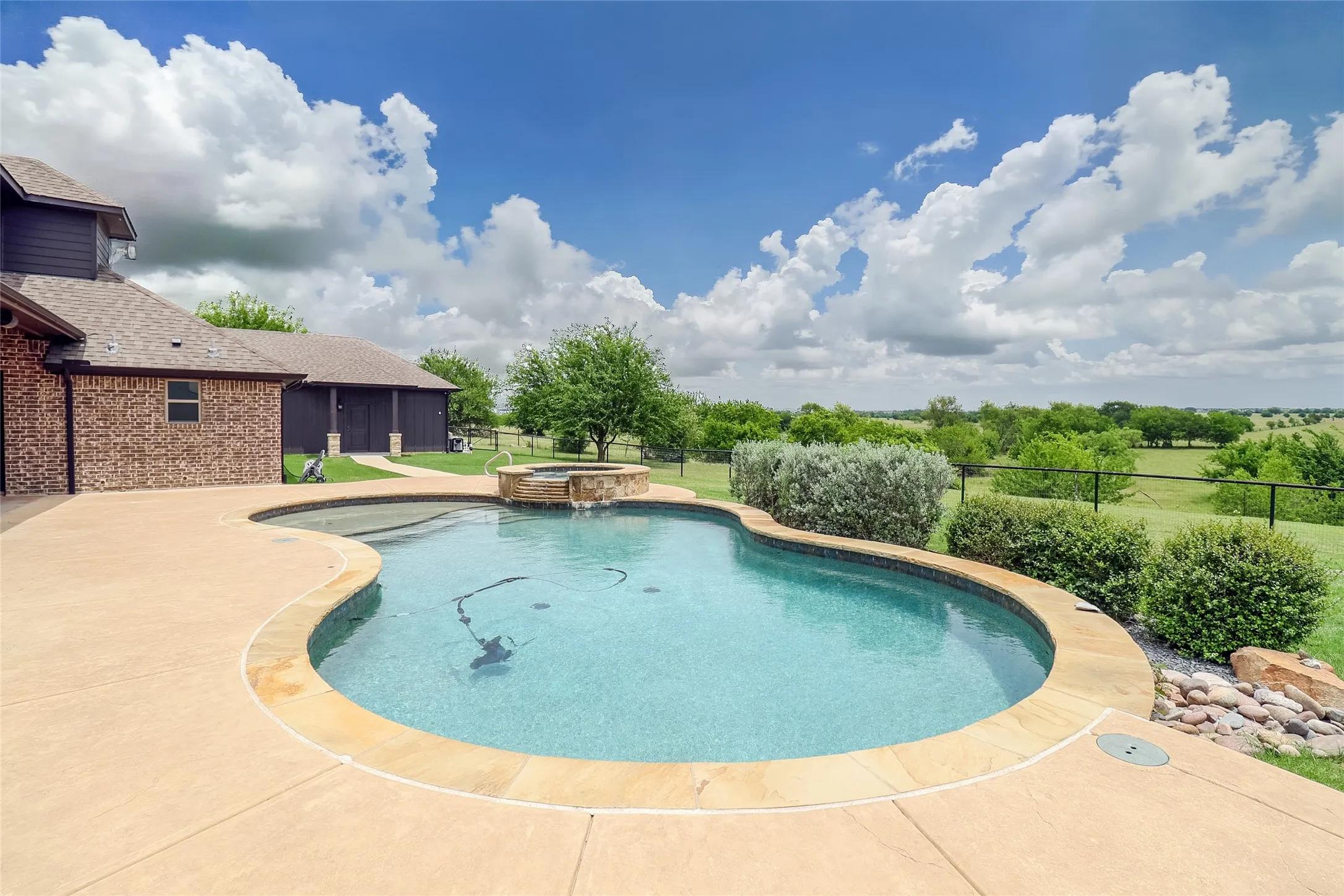 Single Family Residence For Sale in Johnson County , 6312 Nobu Place, Godley, Texas 76044, 4 Bedroom, 4 Bathroom, 3 Garage spaces, 3,282 Sqft, built in 2019, mls#21268610, Real Estate Agent in Godley, Homes For Sale in Johnson county, Homes For Sale in Godley, Realtor in Godley Texas, Real Estate Brokerage Independent Realty Texas, Luminita Cordes Realtor