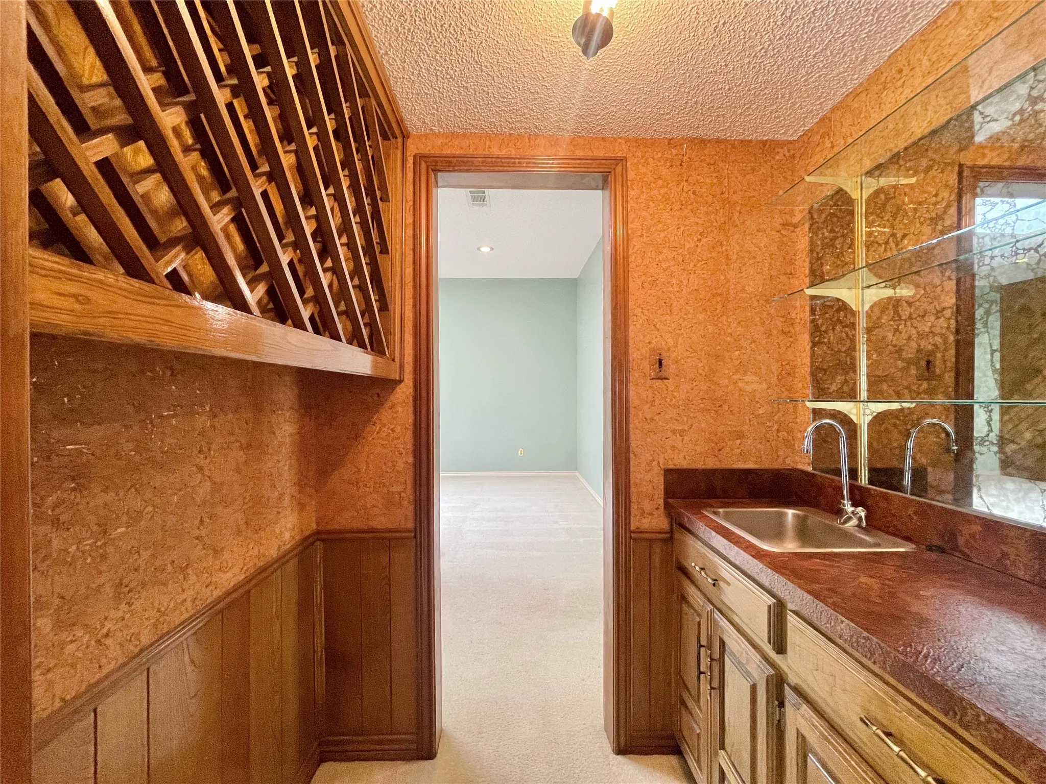 Single Family Residence For Sale in Dallas County , 9931 Chimney Hill Lane, Dallas, Texas 75243, 4 Bedroom, 3 Bathroom, 2 Garage spaces, 2,610 Sqft, built in 1979, mls#21265550, Real Estate Agent in Dallas, Homes For Sale in Dallas county, Homes For Sale in Dallas, Realtor in Dallas Texas, Real Estate Brokerage Independent Realty Texas, Luminita Cordes Realtor