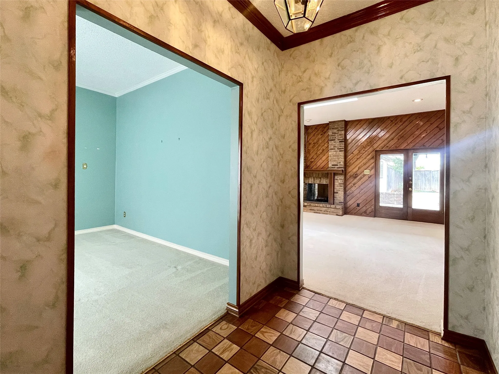 Single Family Residence For Sale in Dallas County , 9931 Chimney Hill Lane, Dallas, Texas 75243, 4 Bedroom, 3 Bathroom, 2 Garage spaces, 2,610 Sqft, built in 1979, mls#21265550, Real Estate Agent in Dallas, Homes For Sale in Dallas county, Homes For Sale in Dallas, Realtor in Dallas Texas, Real Estate Brokerage Independent Realty Texas, Luminita Cordes Realtor
