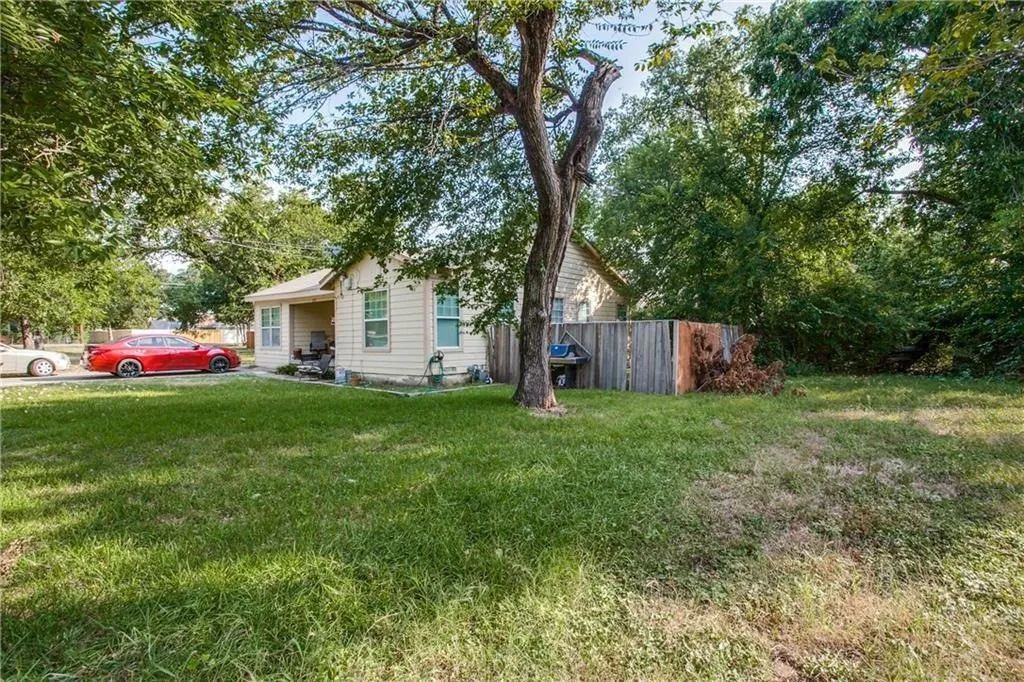 Single Family Residence For Sale in Dallas County , 6922 Mohawk Drive, Dallas, Texas 75235, 4 Bedroom, 2 Bathroom, Garage spaces, 1,518 Sqft, built in 1948, mls#21270223, Real Estate Agent in Dallas, Homes For Sale in Dallas county, Homes For Sale in Dallas, Realtor in Dallas Texas, Real Estate Brokerage Independent Realty Texas, Luminita Cordes Realtor