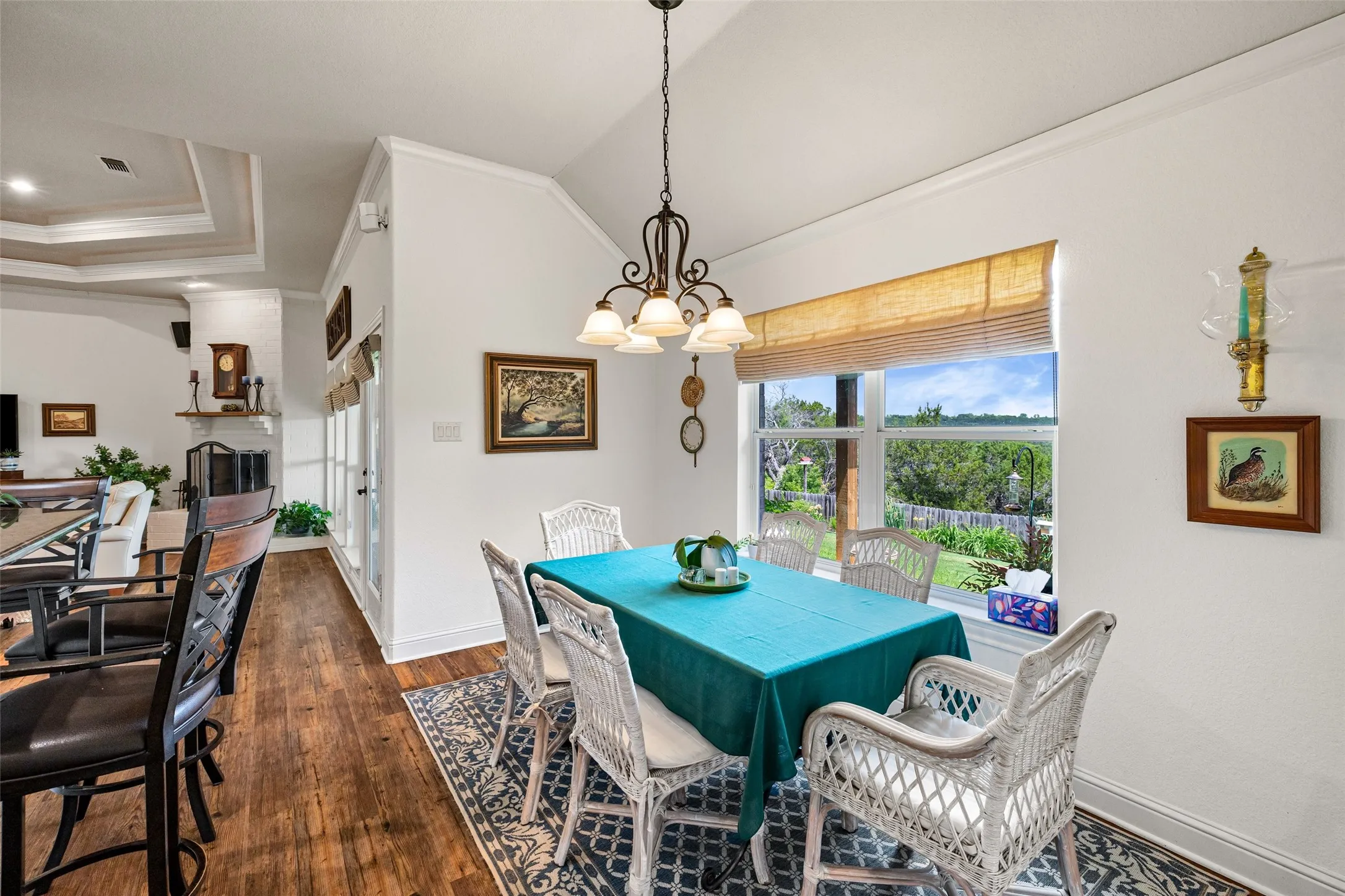 Single Family Residence For Sale in Hood County , 2809 Wind Point Court, Tolar, Texas 76476, 4 Bedroom, 3 Bathroom, 3 Garage spaces, 2,567 Sqft, built in 2007, mls#21266374, Real Estate Agent in Tolar, Homes For Sale in Hood county, Homes For Sale in Tolar, Realtor in Tolar Texas, Real Estate Brokerage Independent Realty Texas, Luminita Cordes Realtor