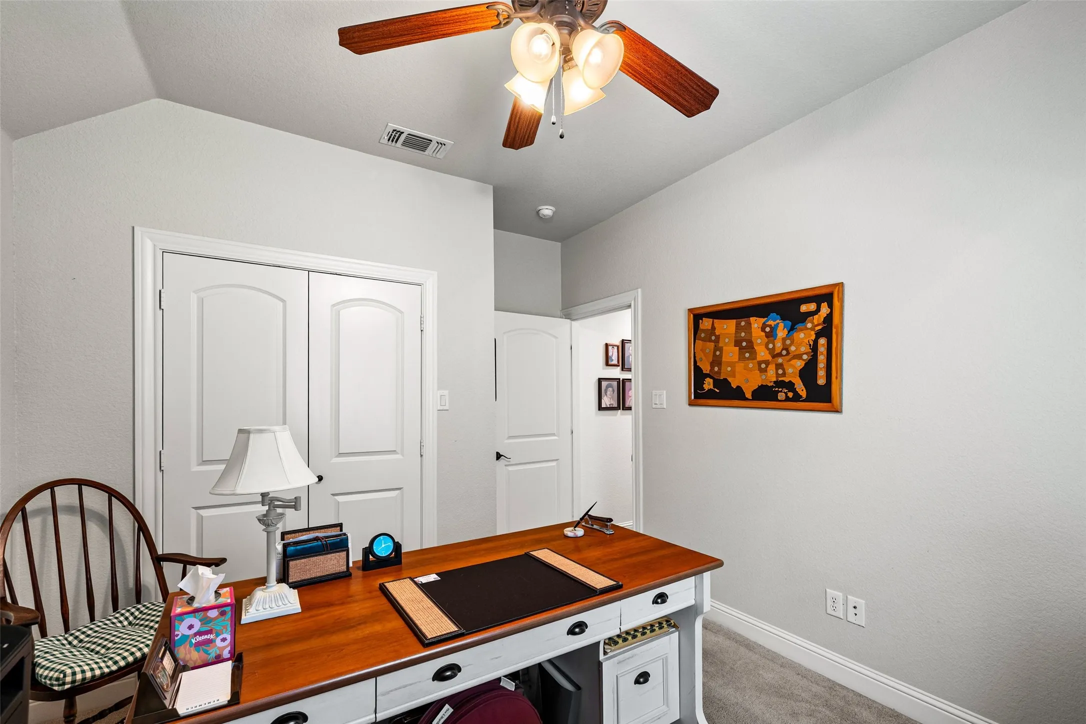 Single Family Residence For Sale in Hood County , 2809 Wind Point Court, Tolar, Texas 76476, 4 Bedroom, 3 Bathroom, 3 Garage spaces, 2,567 Sqft, built in 2007, mls#21266374, Real Estate Agent in Tolar, Homes For Sale in Hood county, Homes For Sale in Tolar, Realtor in Tolar Texas, Real Estate Brokerage Independent Realty Texas, Luminita Cordes Realtor